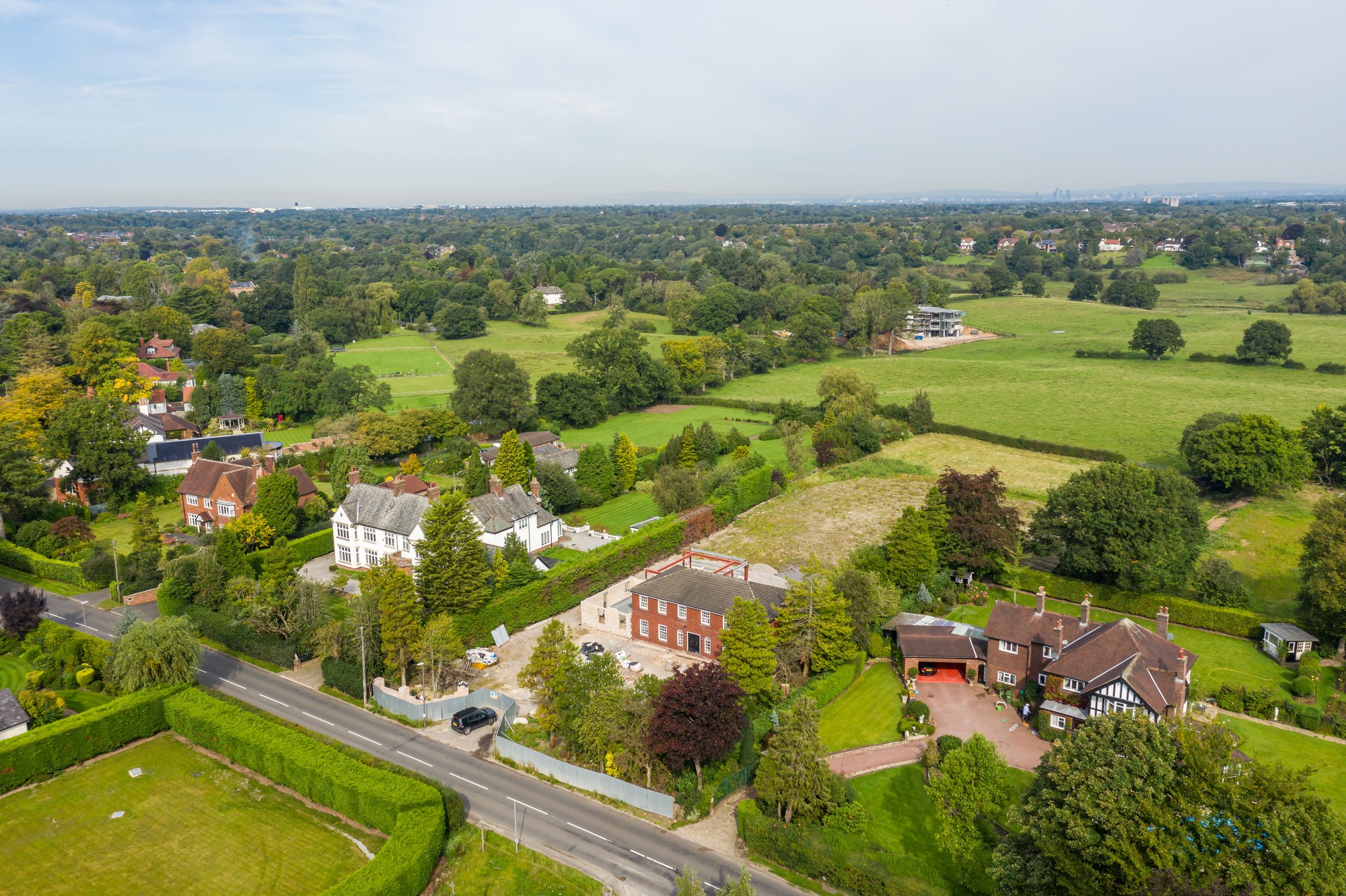 Savannah, 33 Prestbury Road, Wilmslow, Cheshire SK9 2LJ