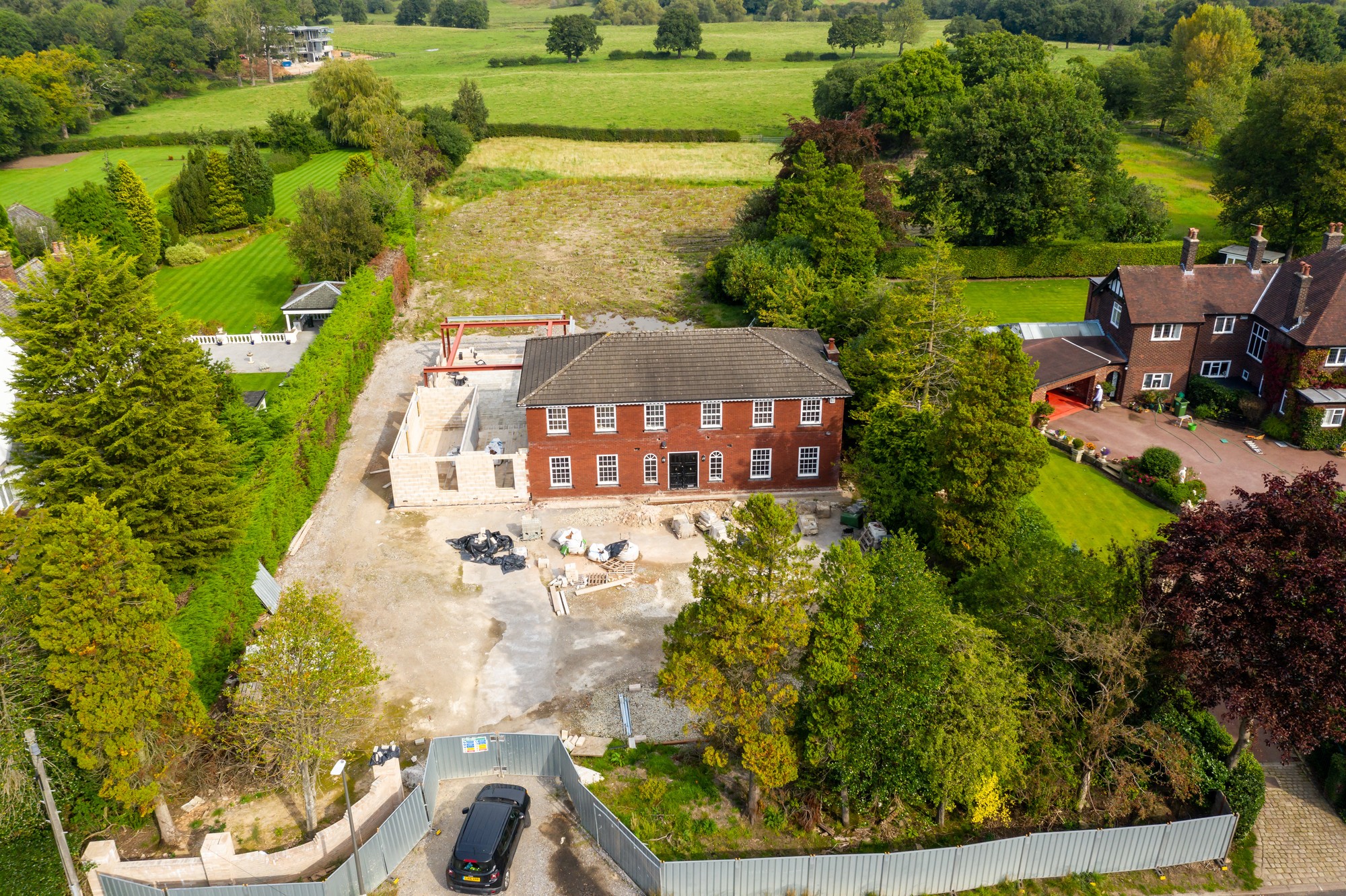 Savannah, 33 Prestbury Road, Wilmslow, Cheshire SK9 2LJ