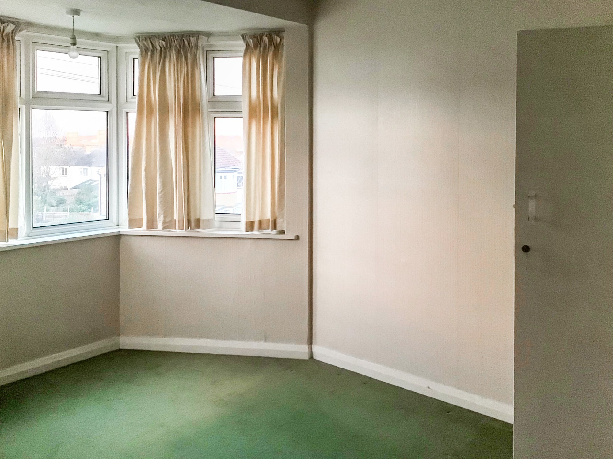 69 Burney Avenue, Surbiton, Surrey KT5 8DF