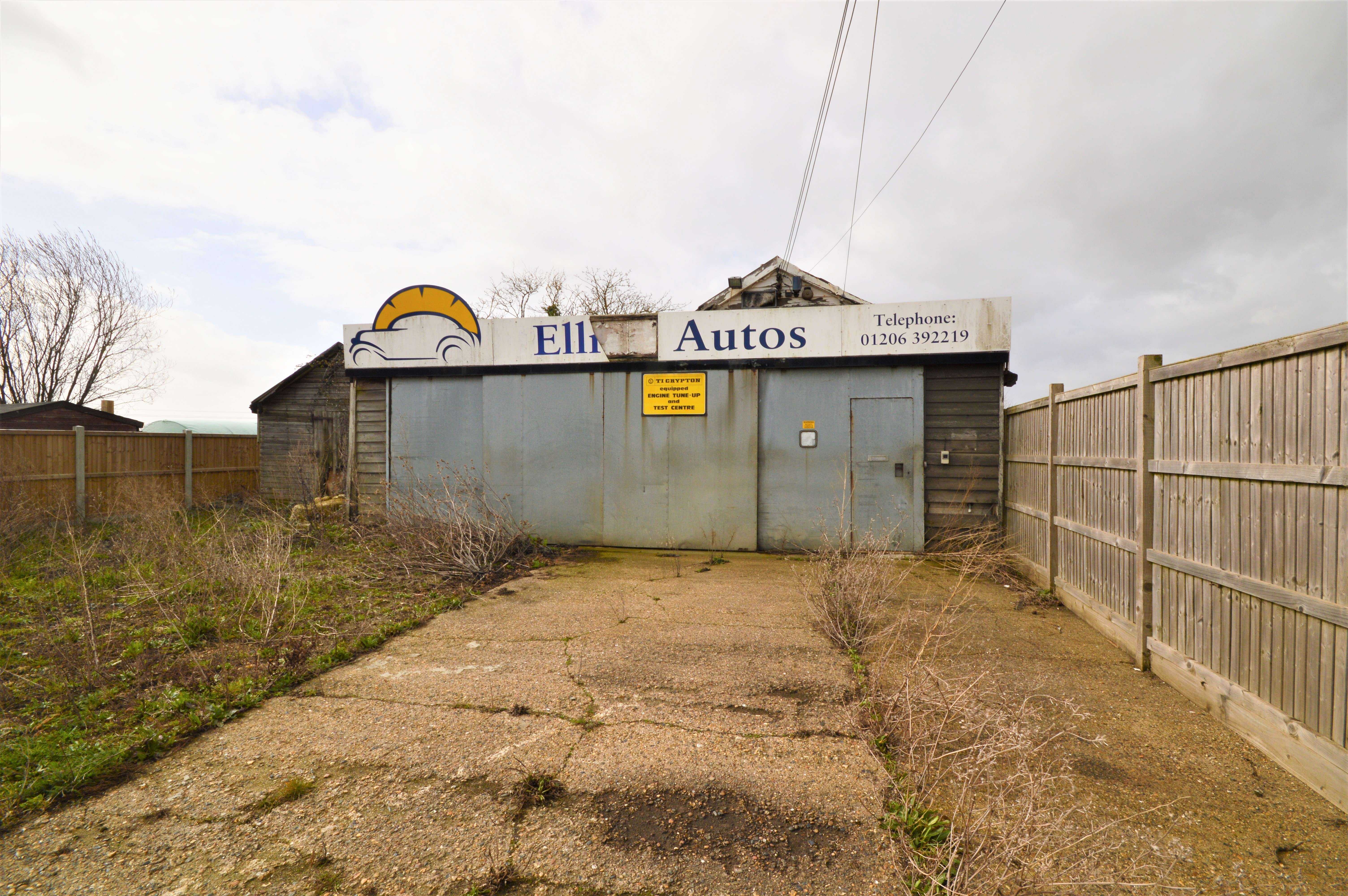 Bellaviews, Clacton Road, Horsley Cross, Manningtree, CO11 2NR