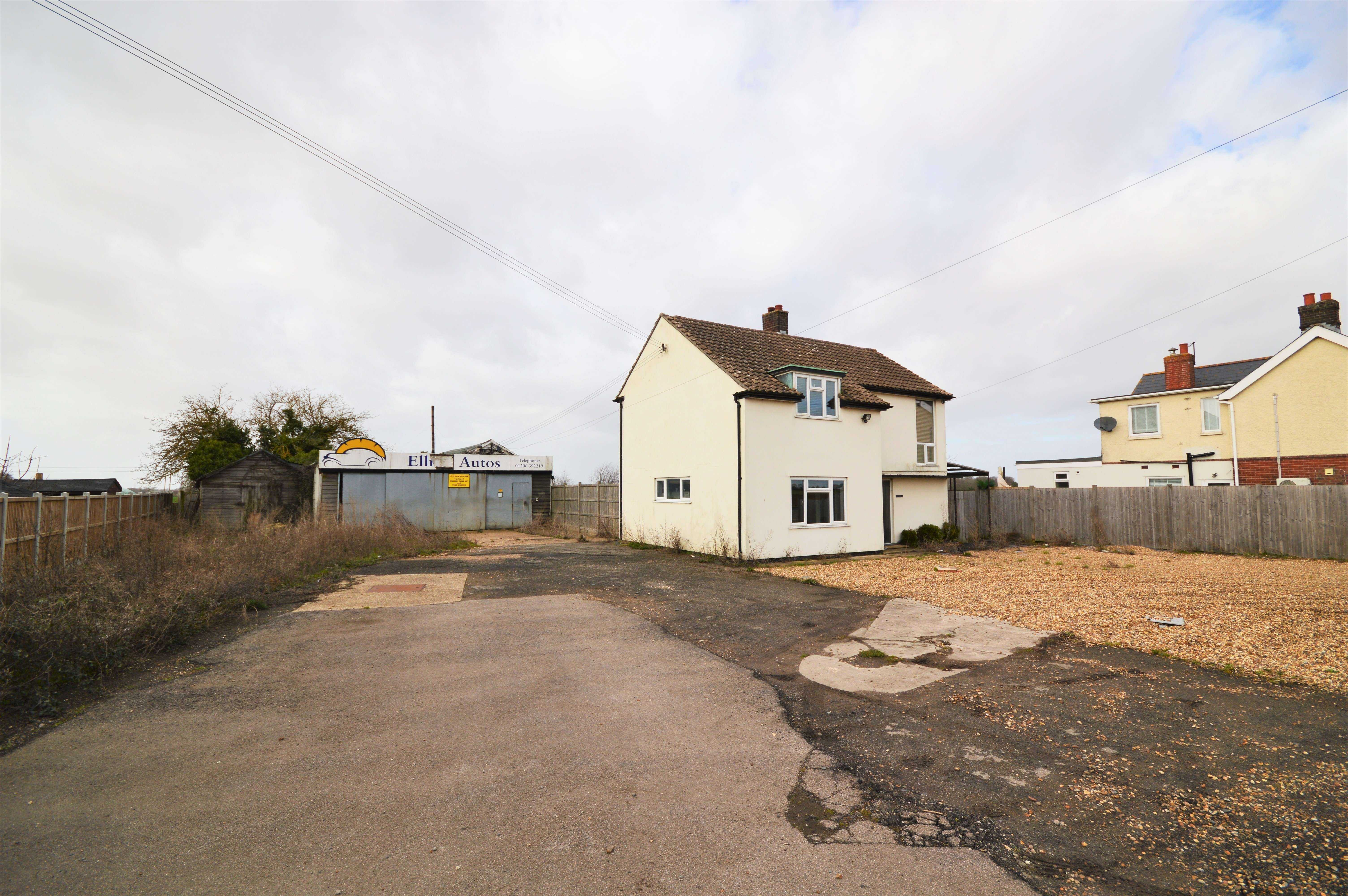 Bellaviews, Clacton Road, Horsley Cross, Manningtree, CO11 2NR