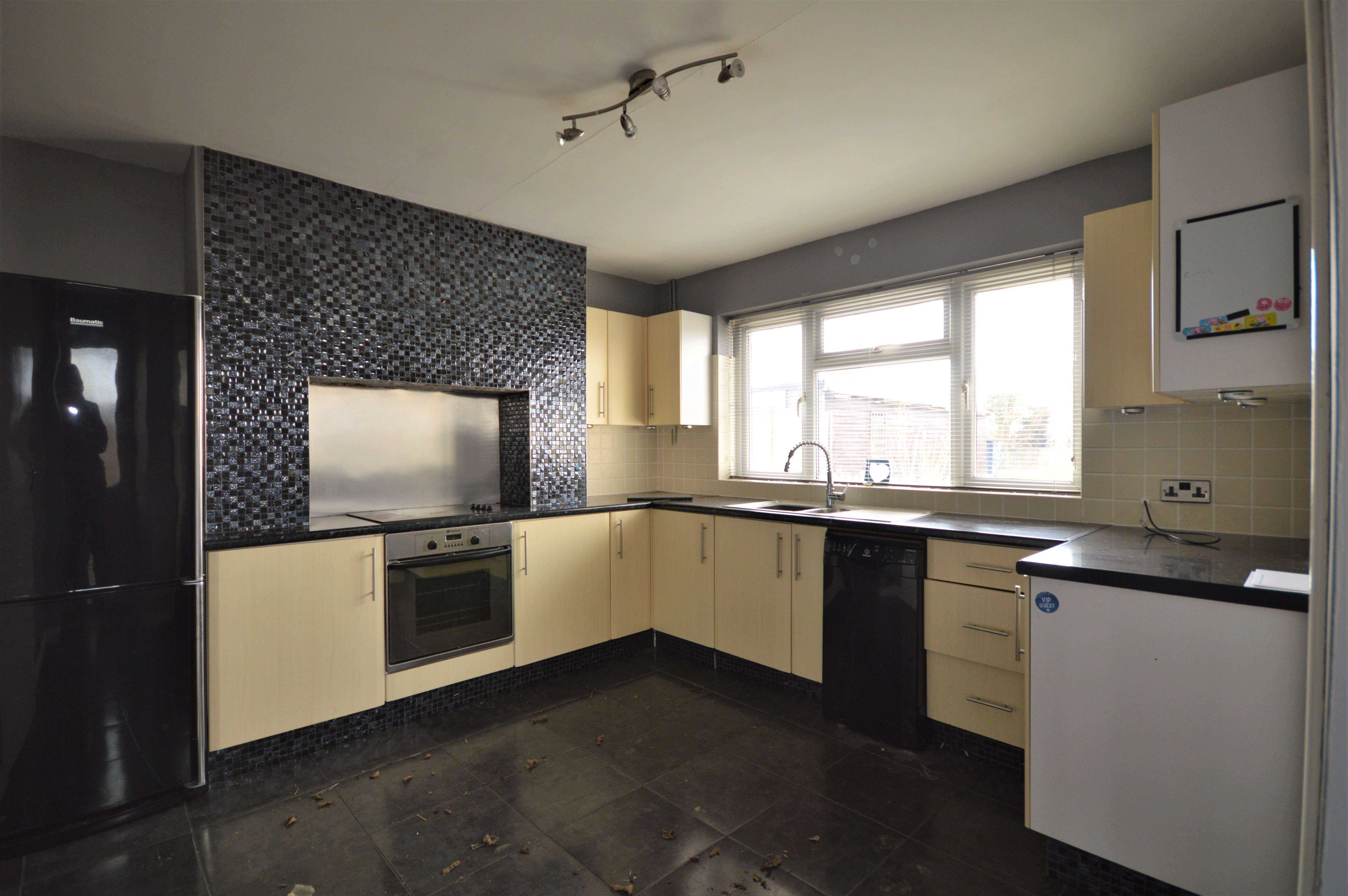 Bellaviews, Clacton Road, Horsley Cross, Manningtree, CO11 2NR