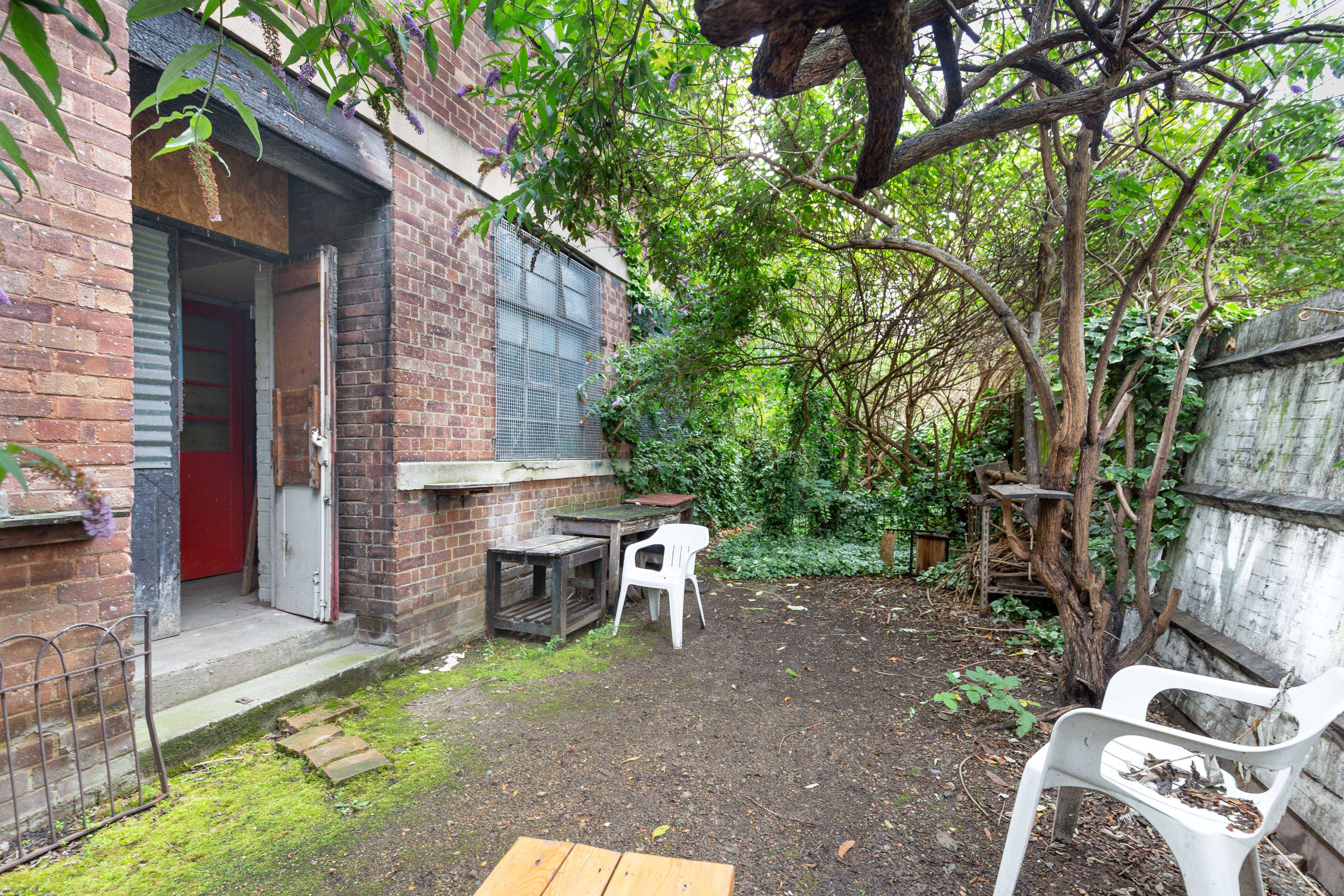 25 Elsdale Street, Hackney, London E9 6QY