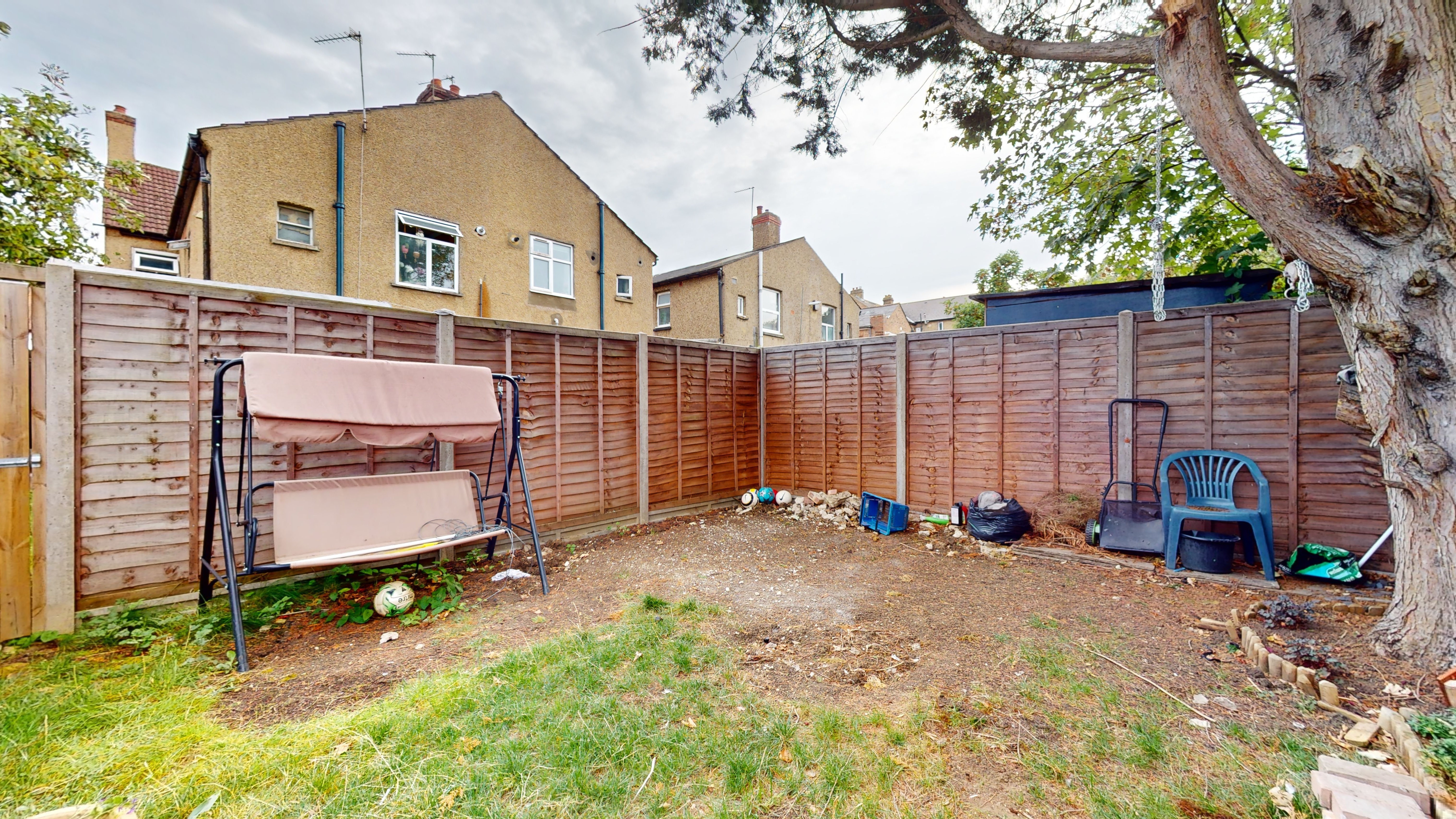 11A Eton Avenue, Harrow, Middlesex, HA0 3AZ
