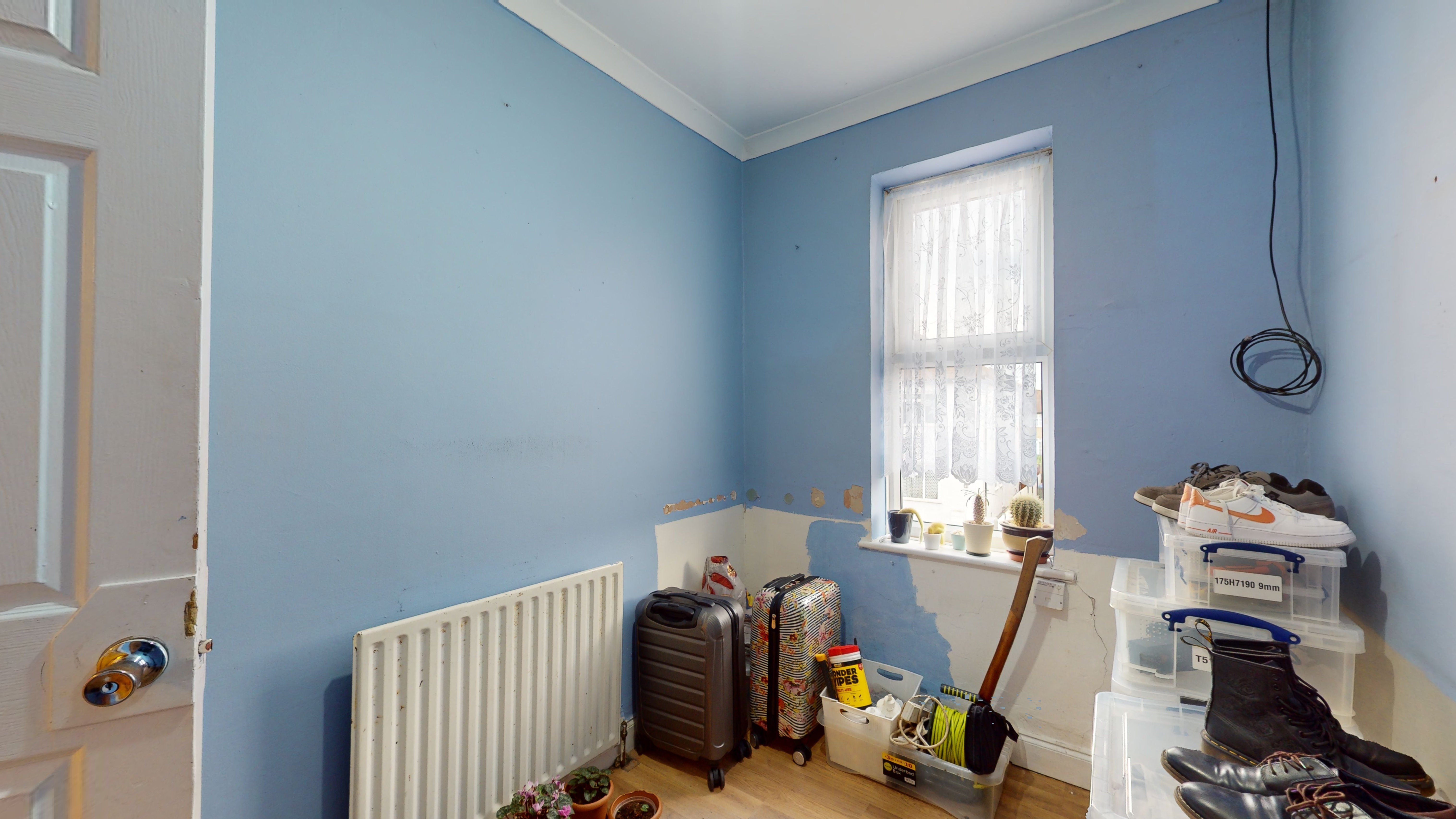 11A Eton Avenue, Harrow, Middlesex, HA0 3AZ