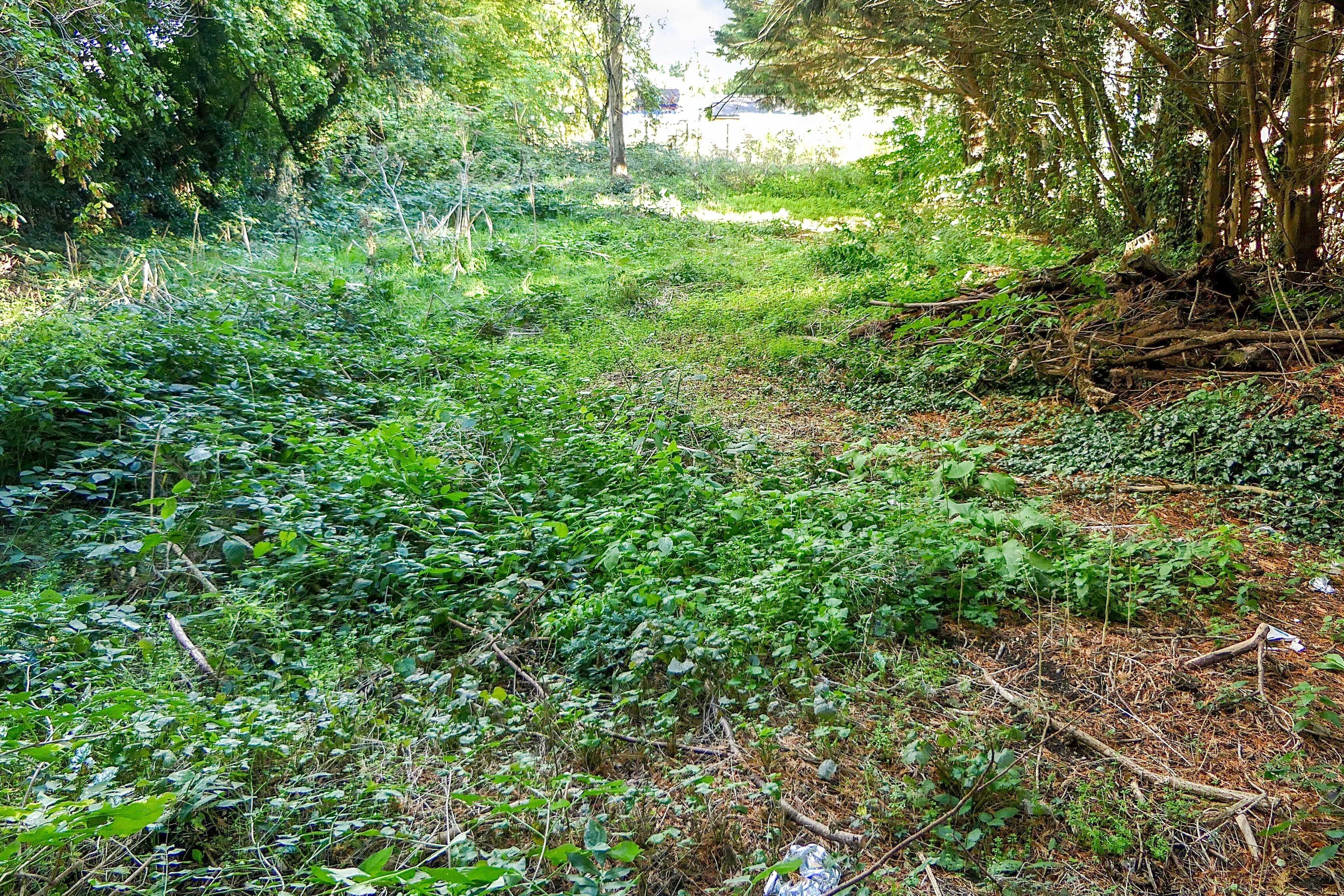 Land adjoining 1 Yard Mead, Egham, TW20 0AB