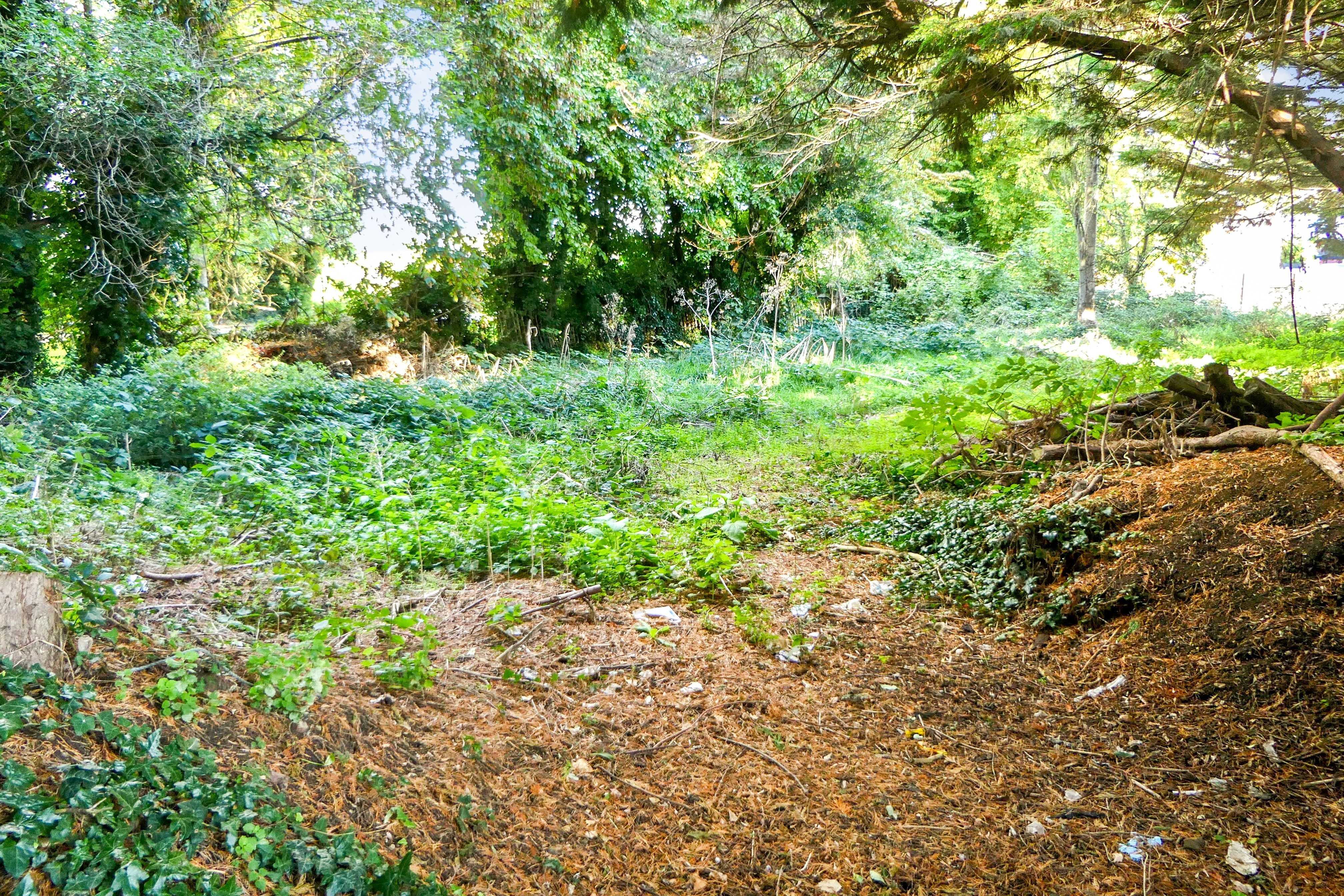 Land adjoining 1 Yard Mead, Egham, TW20 0AB