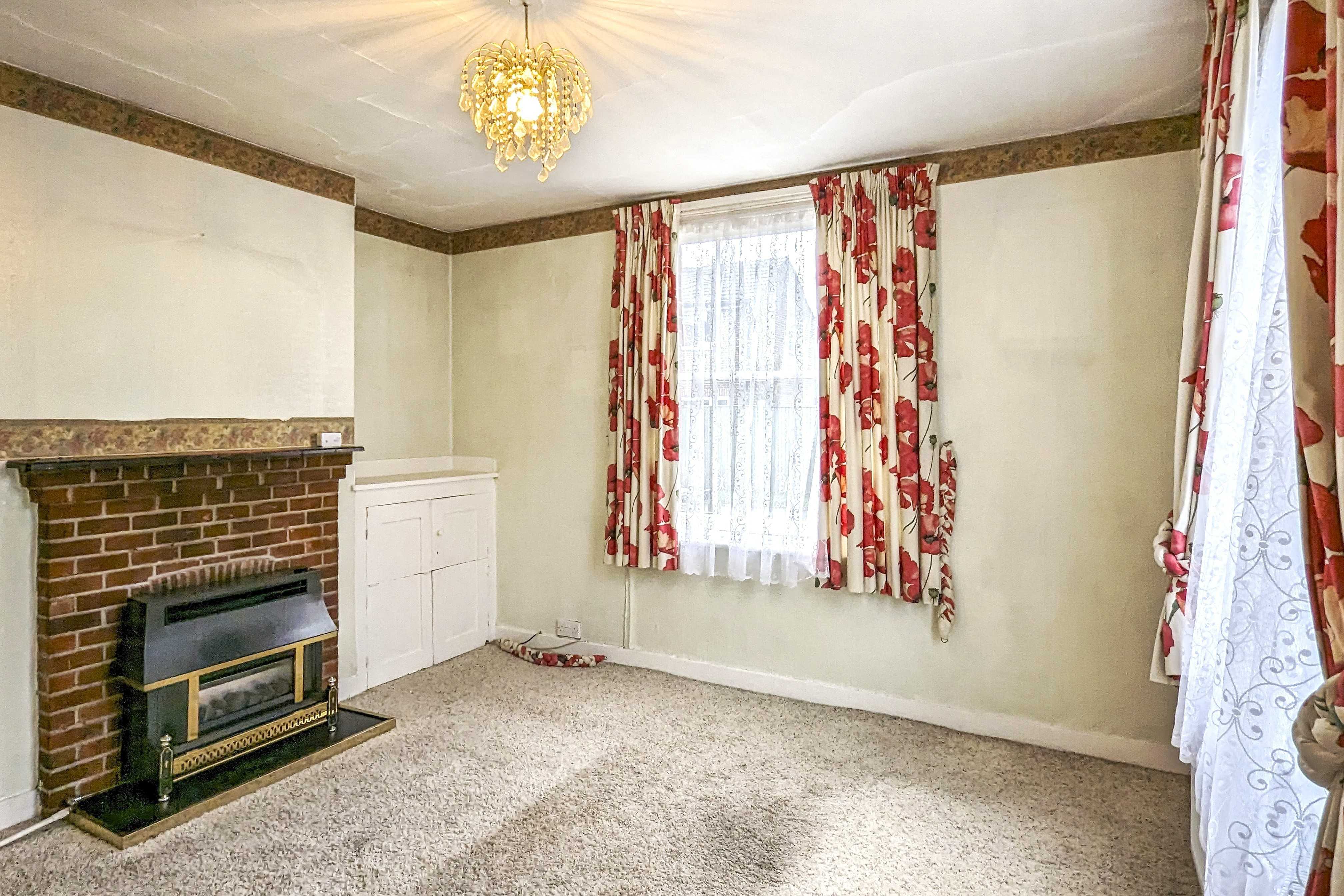 1 Park Cottages, Chapel Lane, Forest Row, RH18 5BU