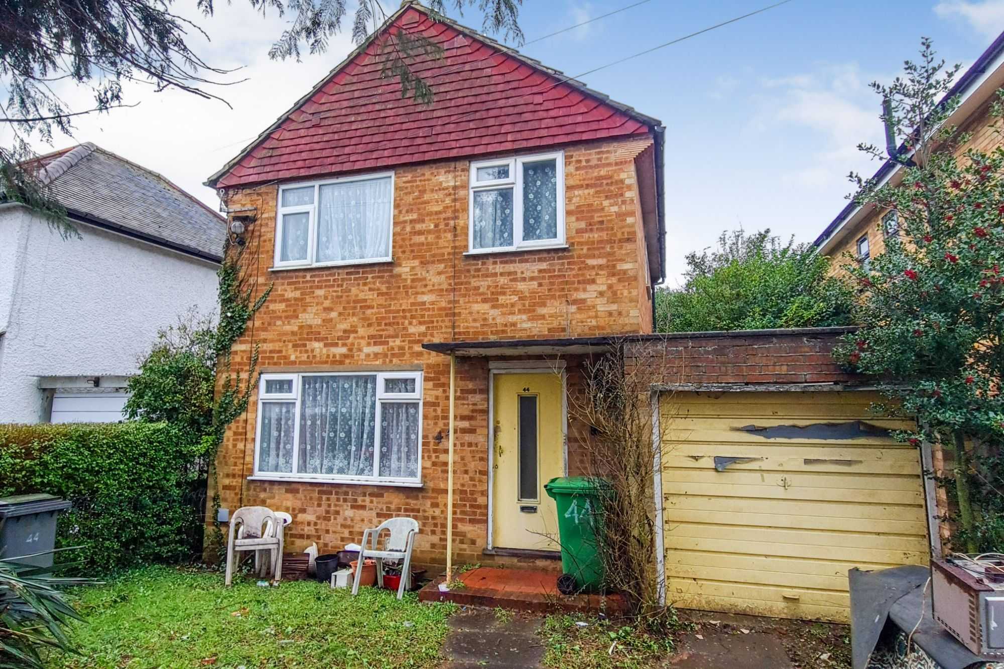 44 Cippenham Lane, Slough, SL1 5BN