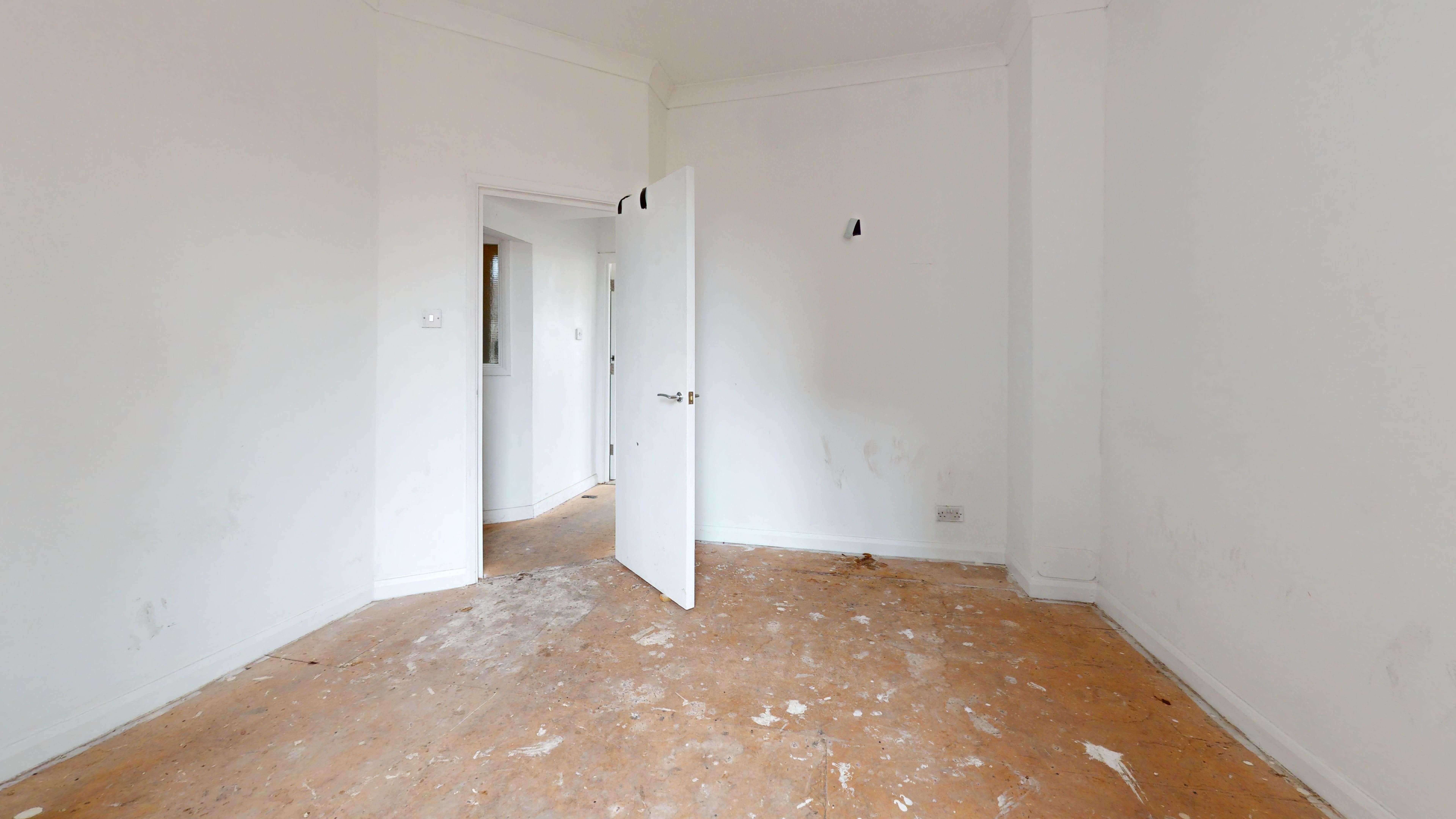 Flats A, B and C, 28 Caldwell Street, Stockwell, London SW9 0EL