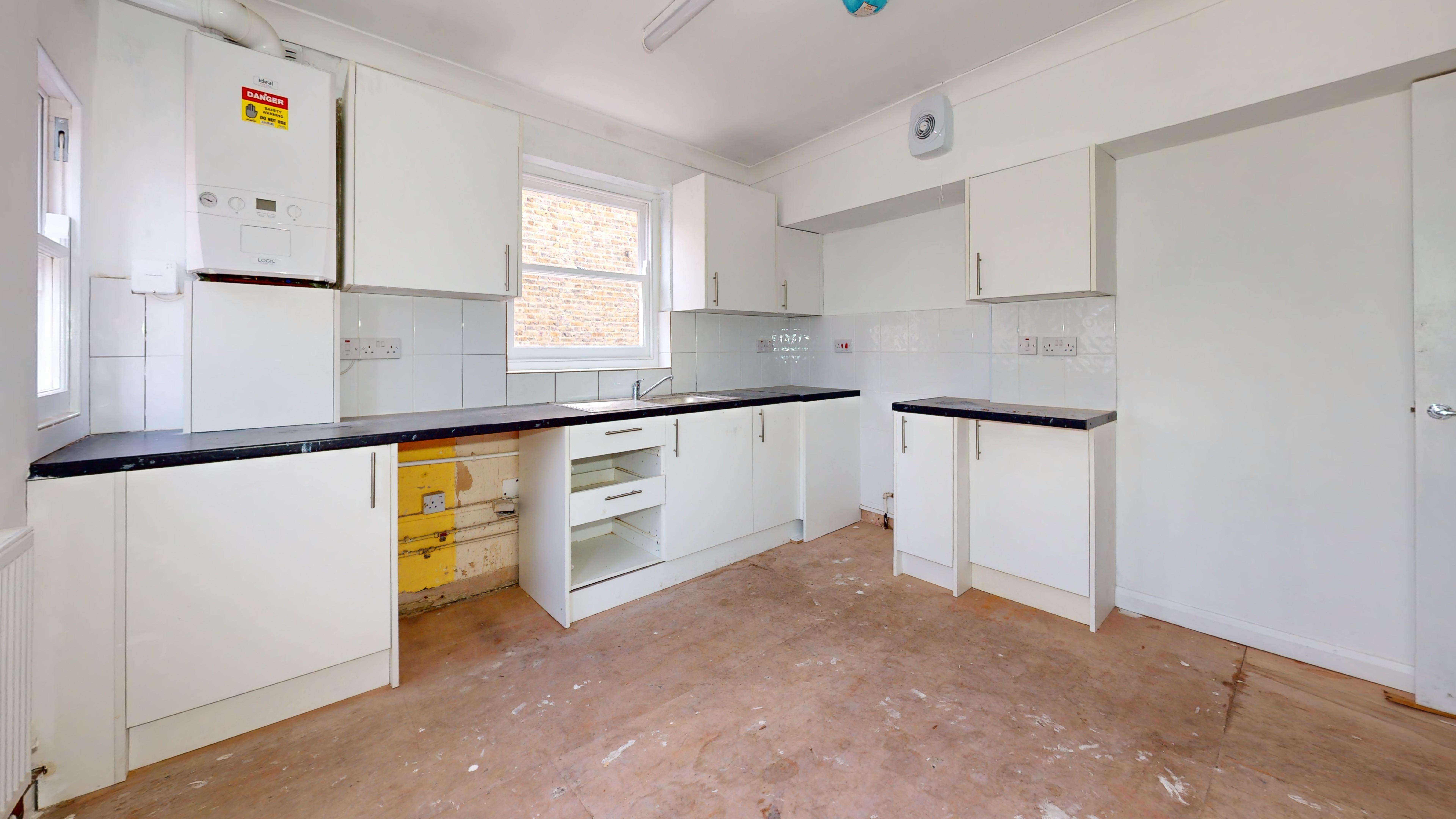 Flats A, B and C, 28 Caldwell Street, Stockwell, London SW9 0EL
