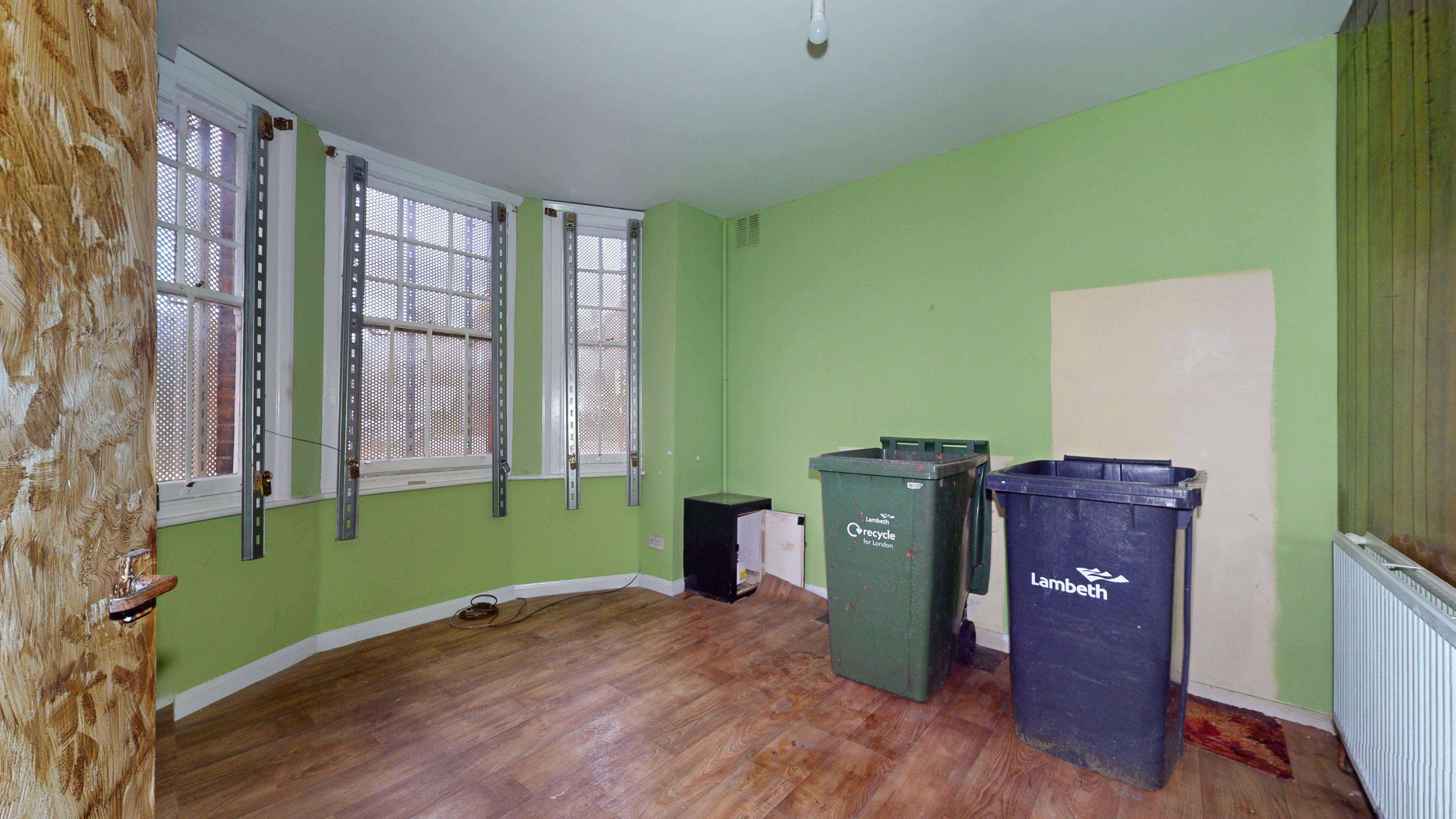 Flats A, B and C, 28 Caldwell Street, Stockwell, London SW9 0EL