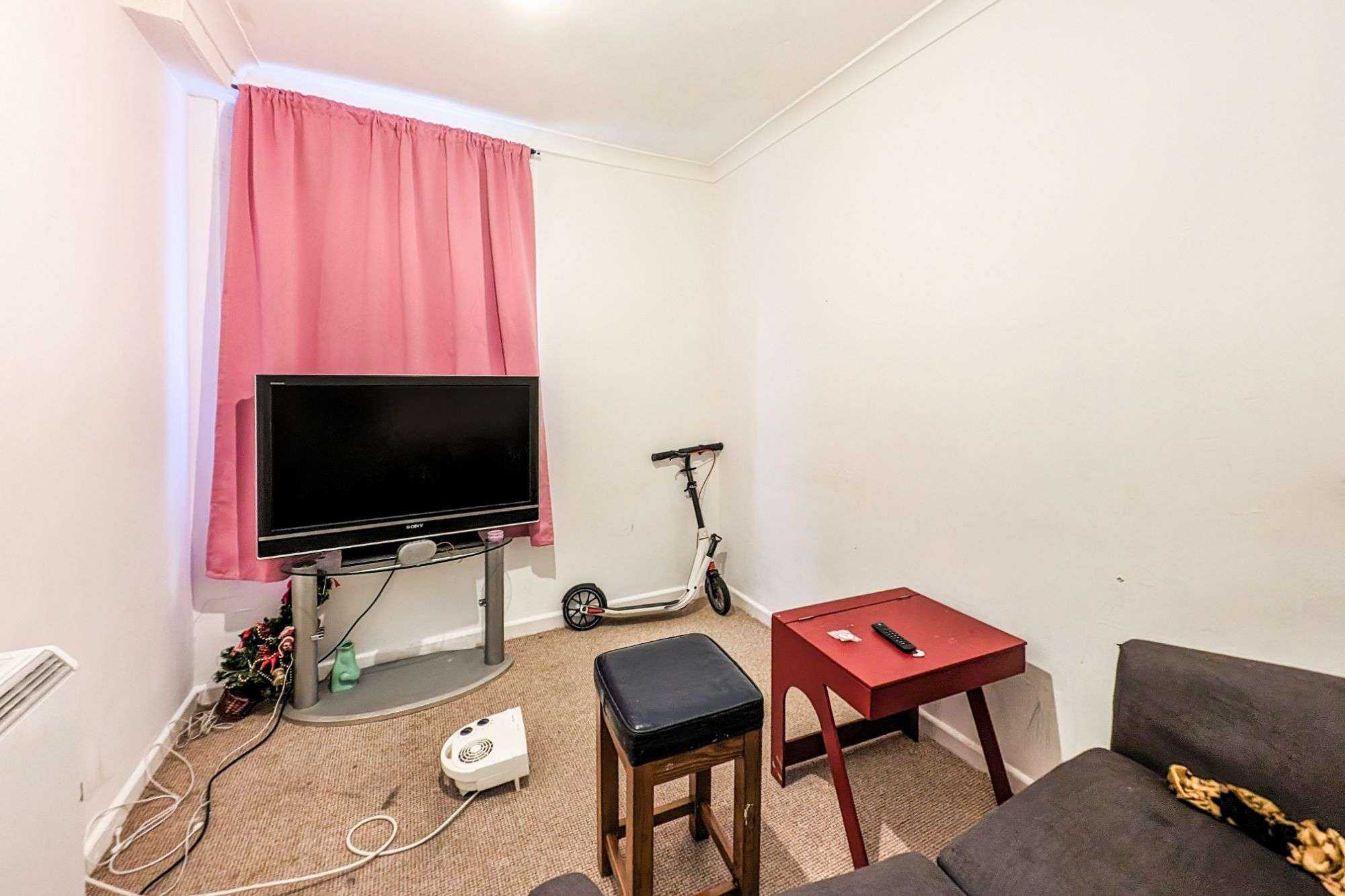 Flat 3, 49 Elm Grove, Southsea, Hampshire, PO5 1JF