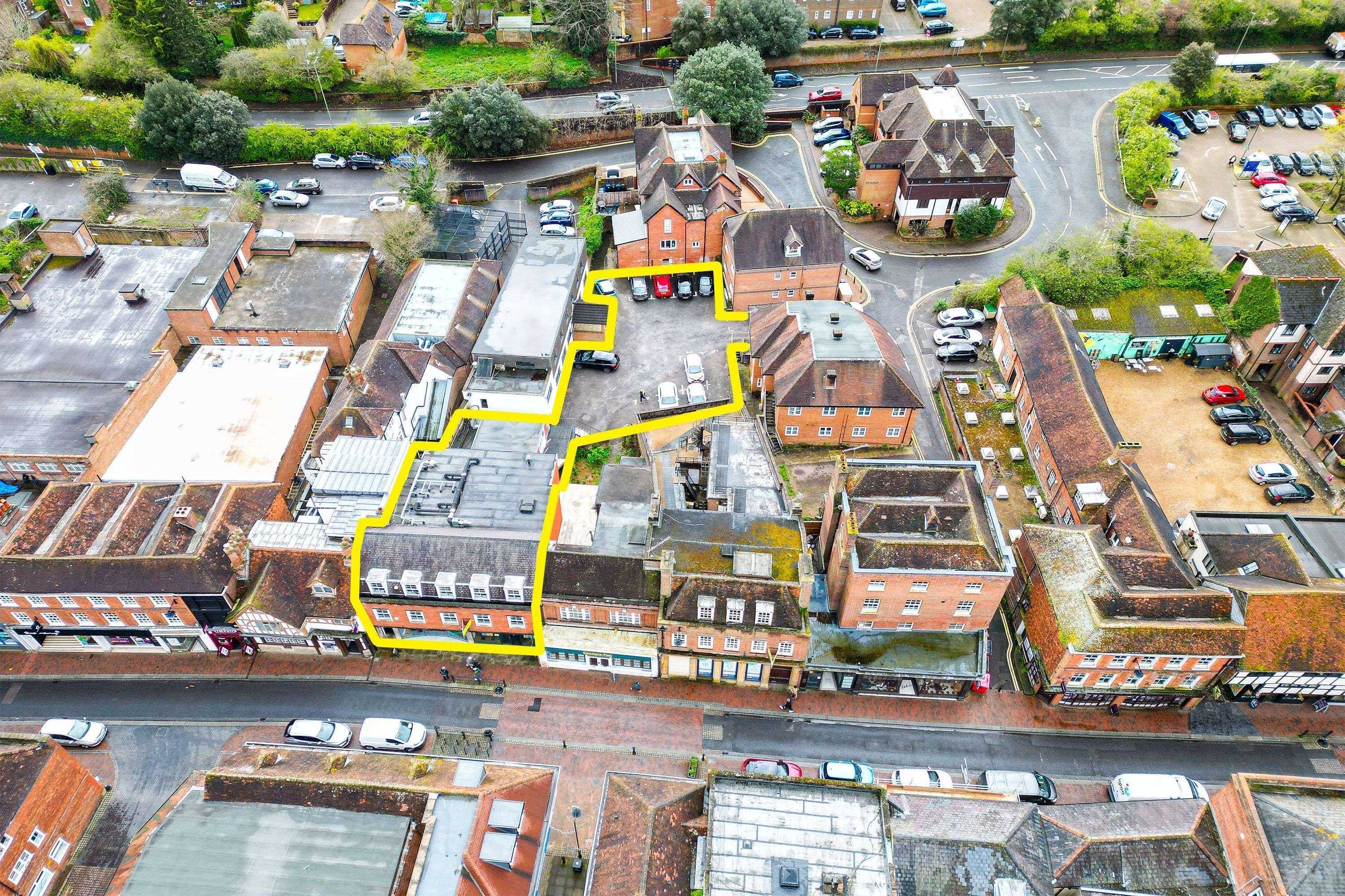 Gu7 79/81 High Street, Godalming, GU7 1AW