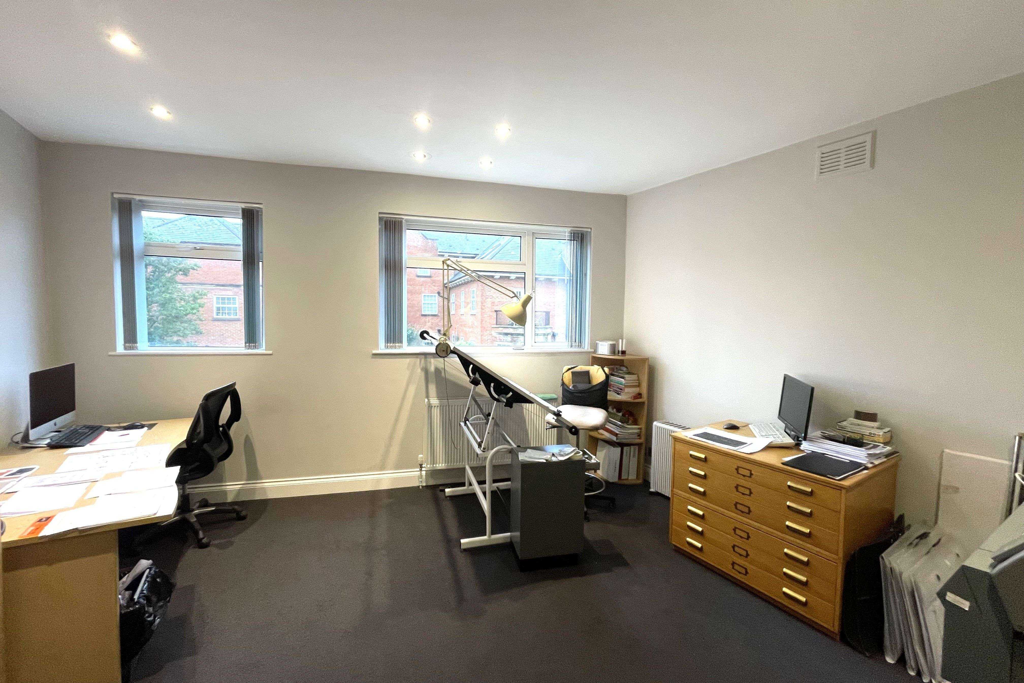 48 - 50 Springfield Road, Horsham, RH12 2PD