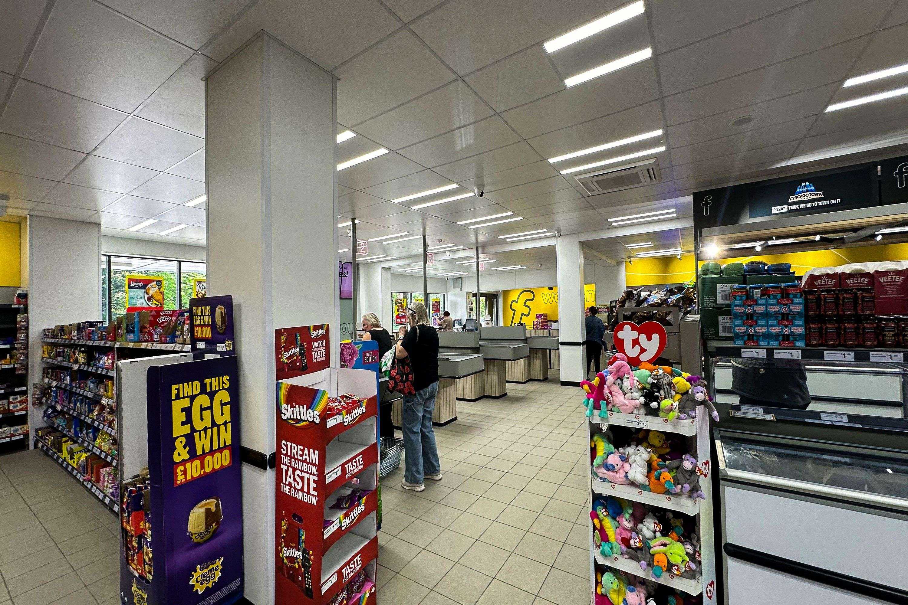 Farmfoods, 33a London Road, Waterlooville, Hampshire, PO8 8DF
