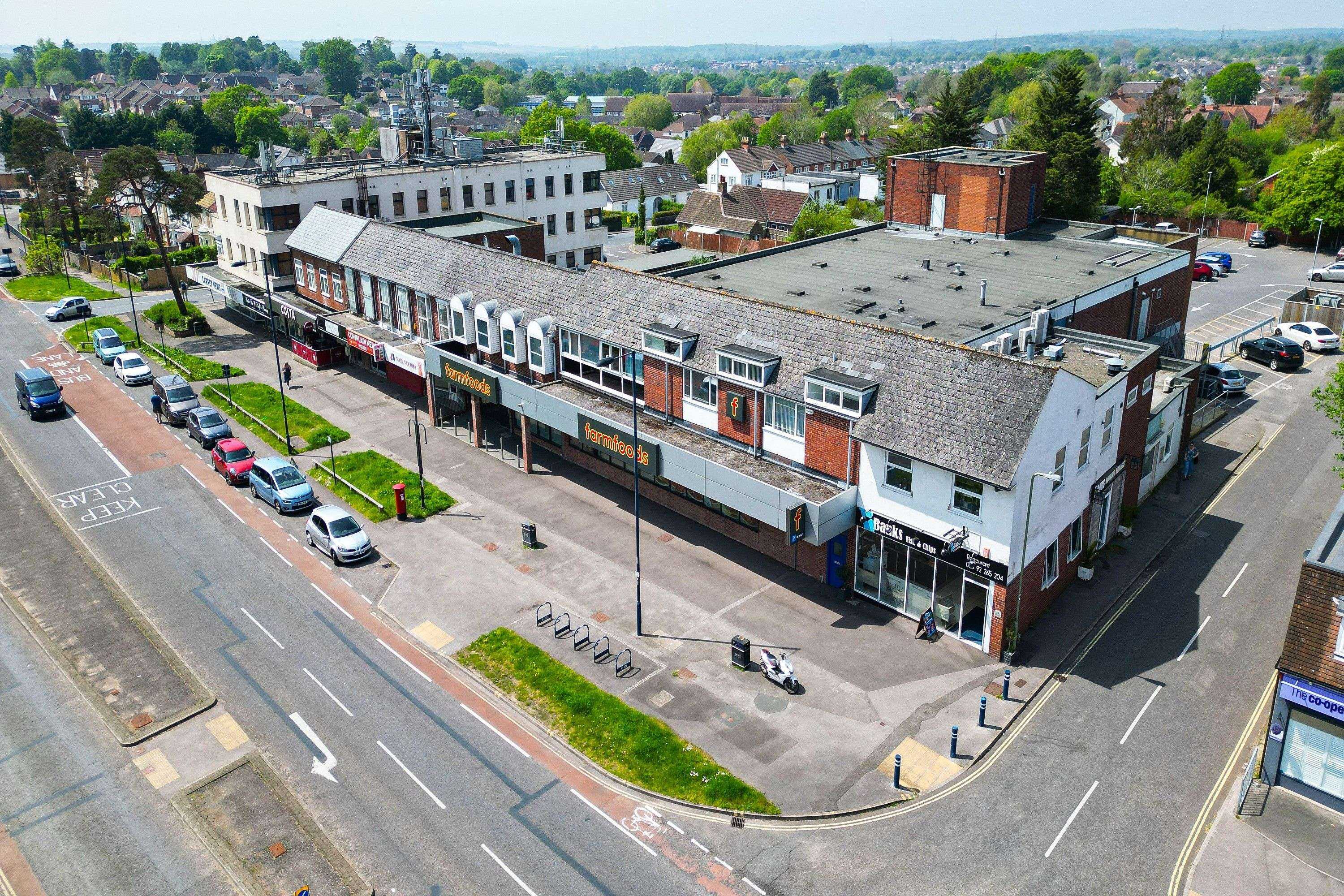 Farmfoods, 33a London Road, Waterlooville, Hampshire, PO8 8DF