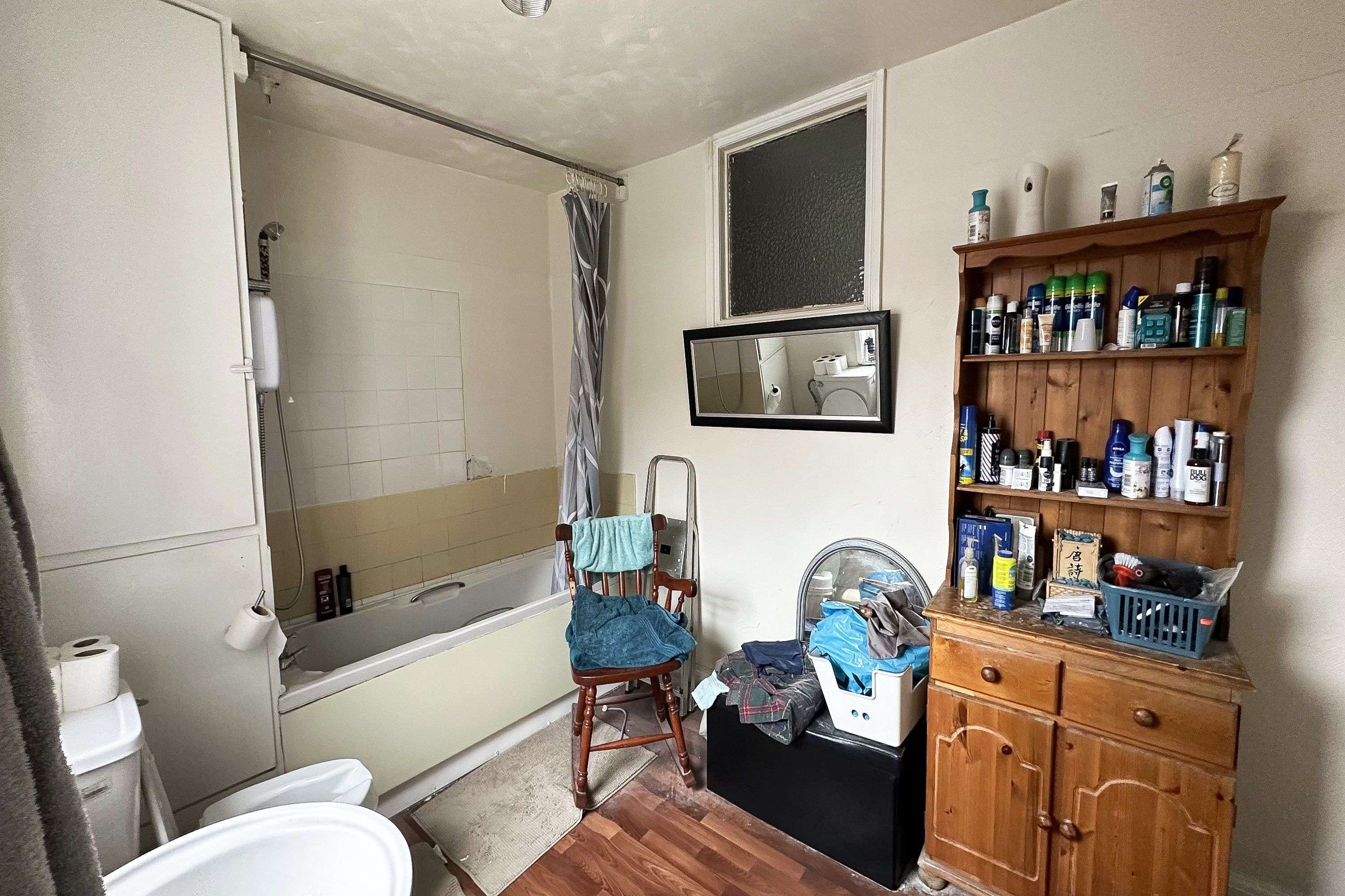 Shoulder of Mutton, 66 Birmingham Road, Rowley Regis, B65 9BA