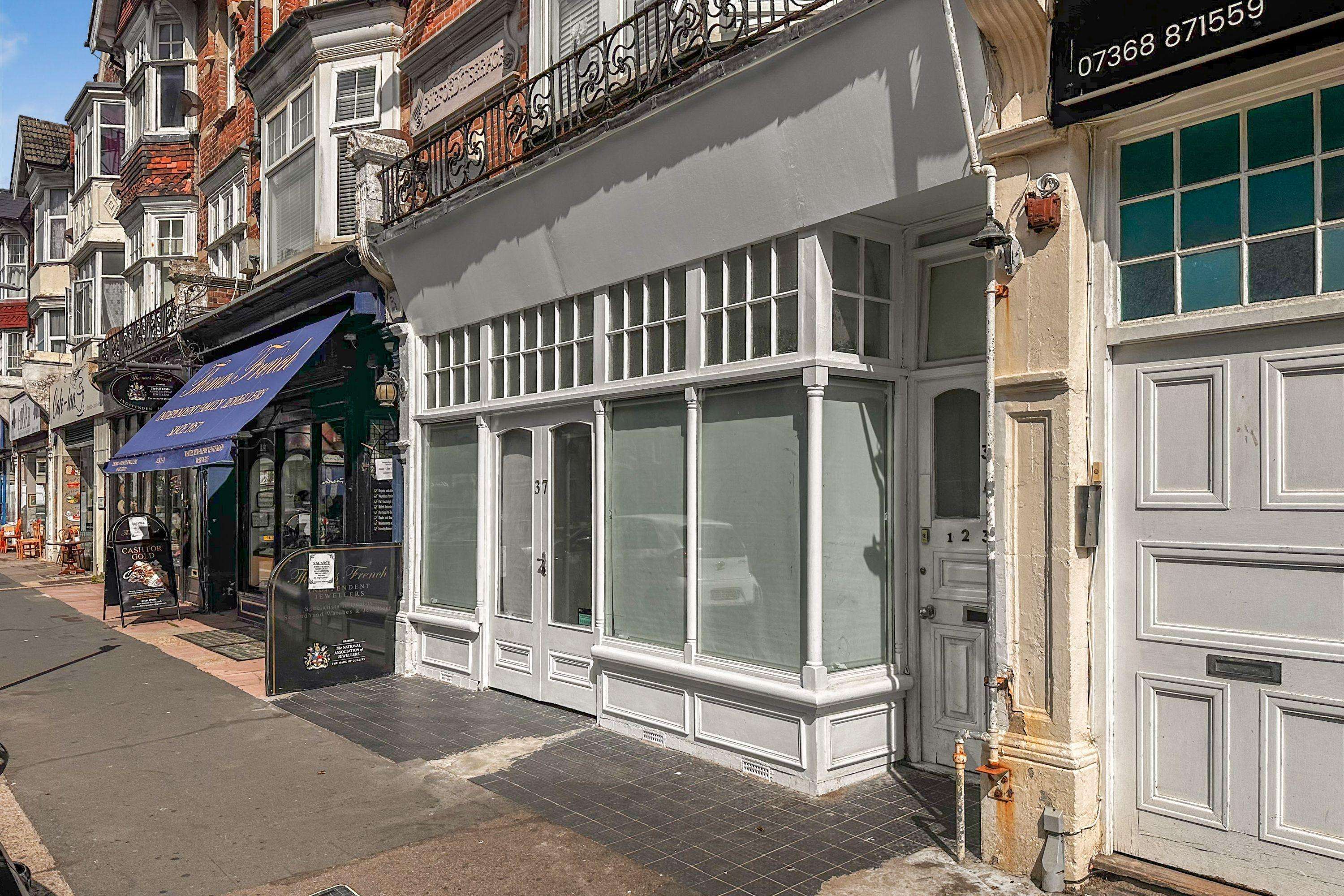 37 St. Leonards Road, Bexhill-on-Sea, East Sussex, TN40 1HP