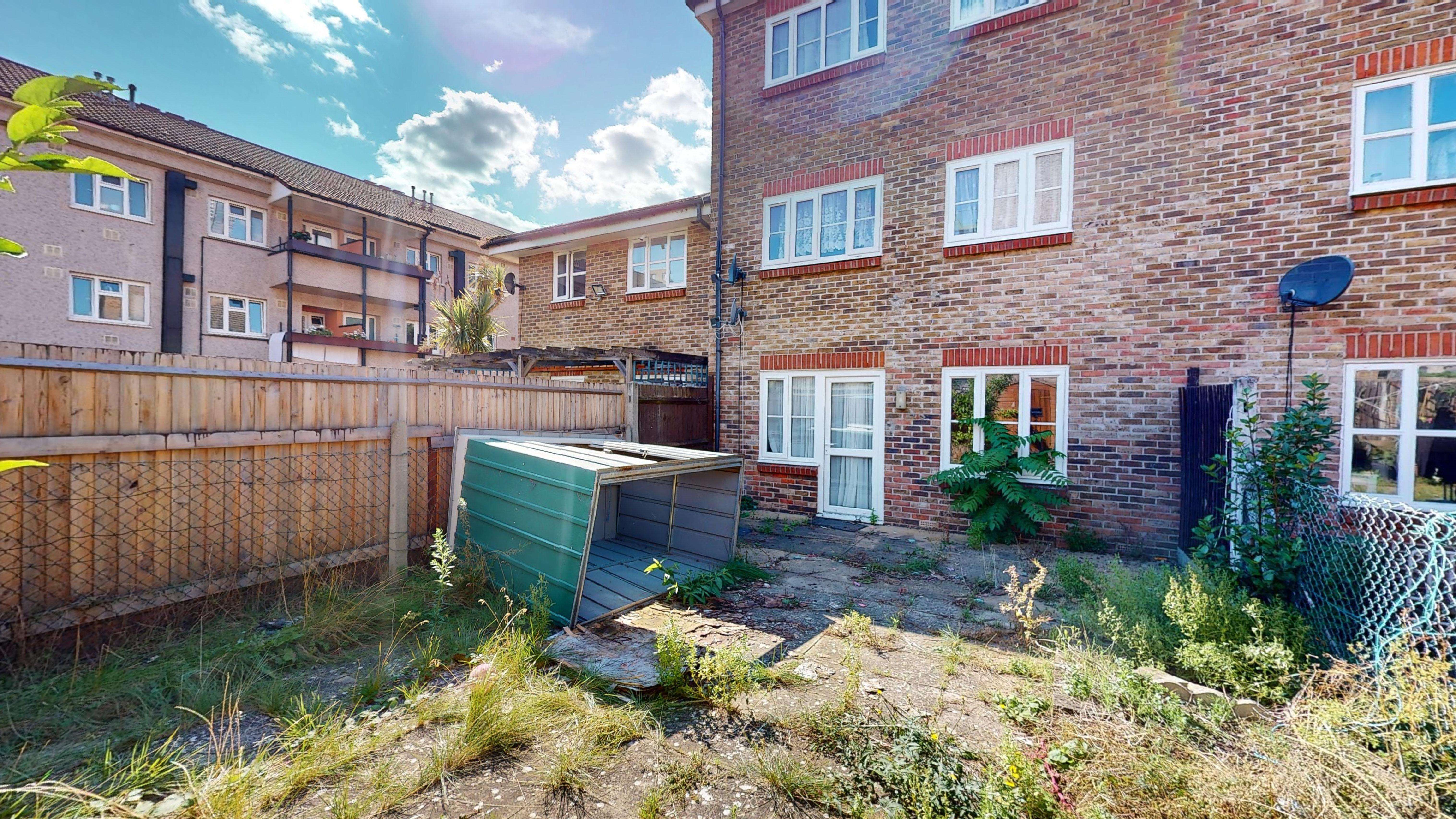 137 Alpha Grove, Poplar, London, E14 8PQ
