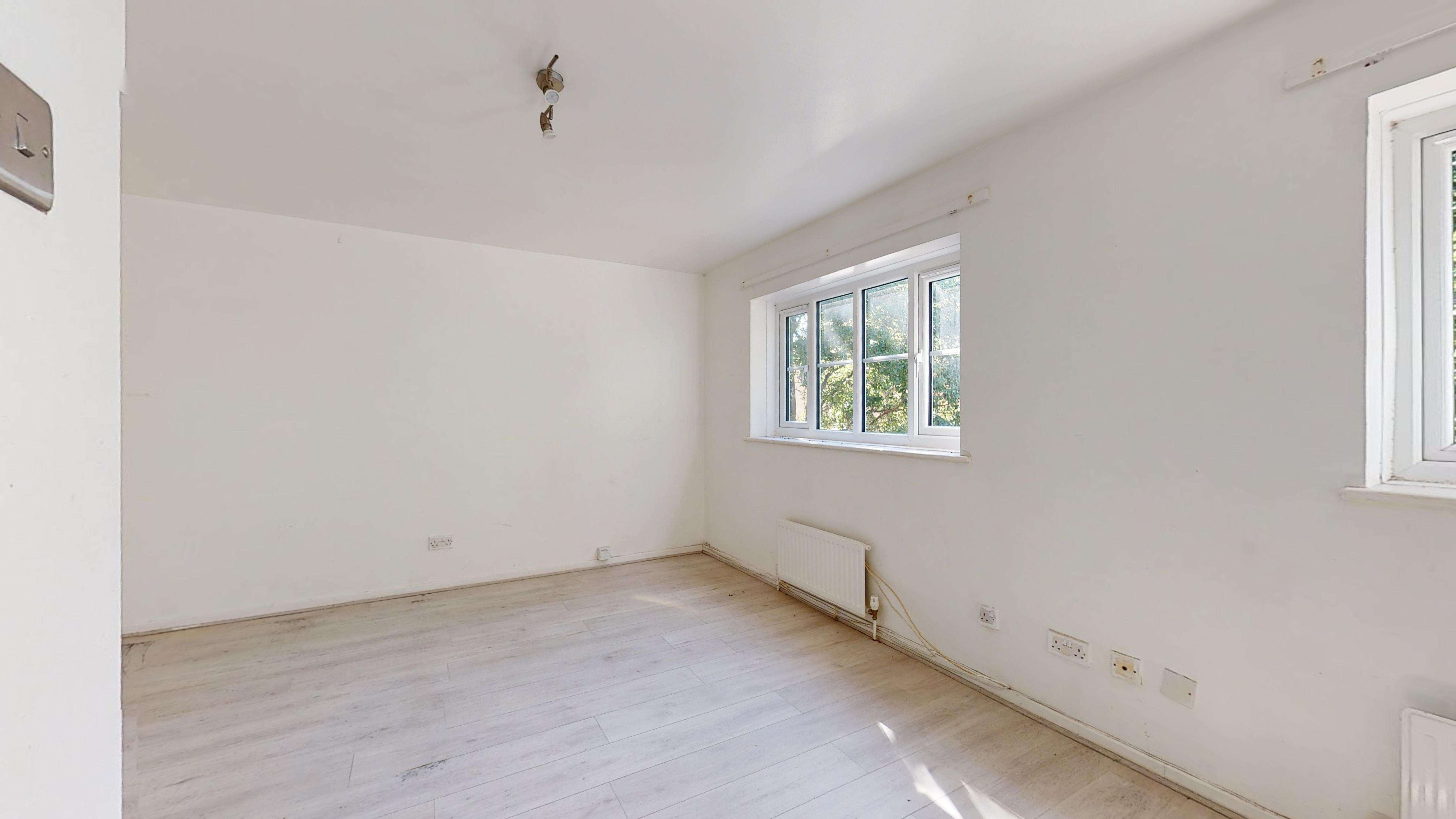 137 Alpha Grove, Poplar, London, E14 8PQ