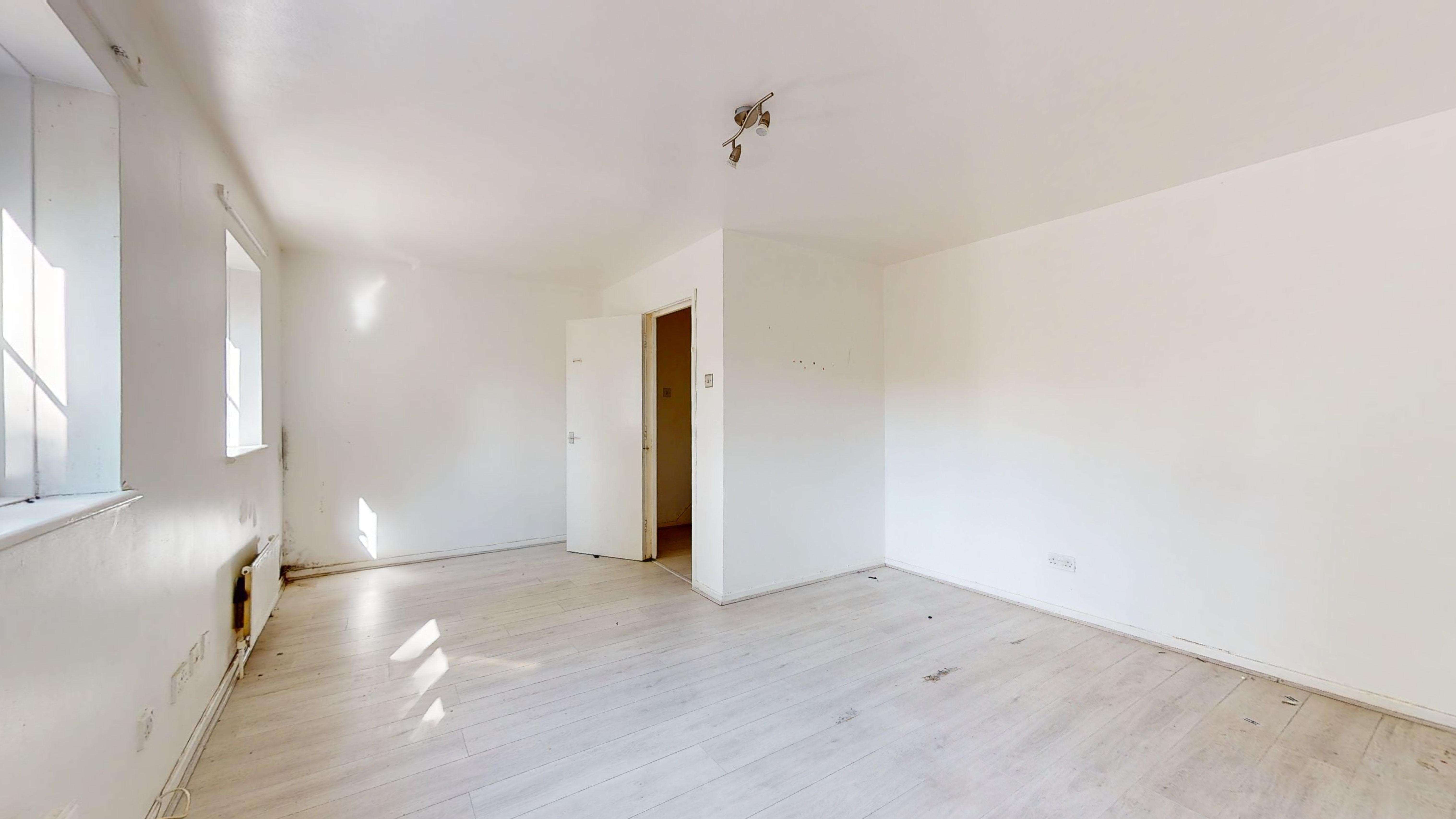 137 Alpha Grove, Poplar, London, E14 8PQ