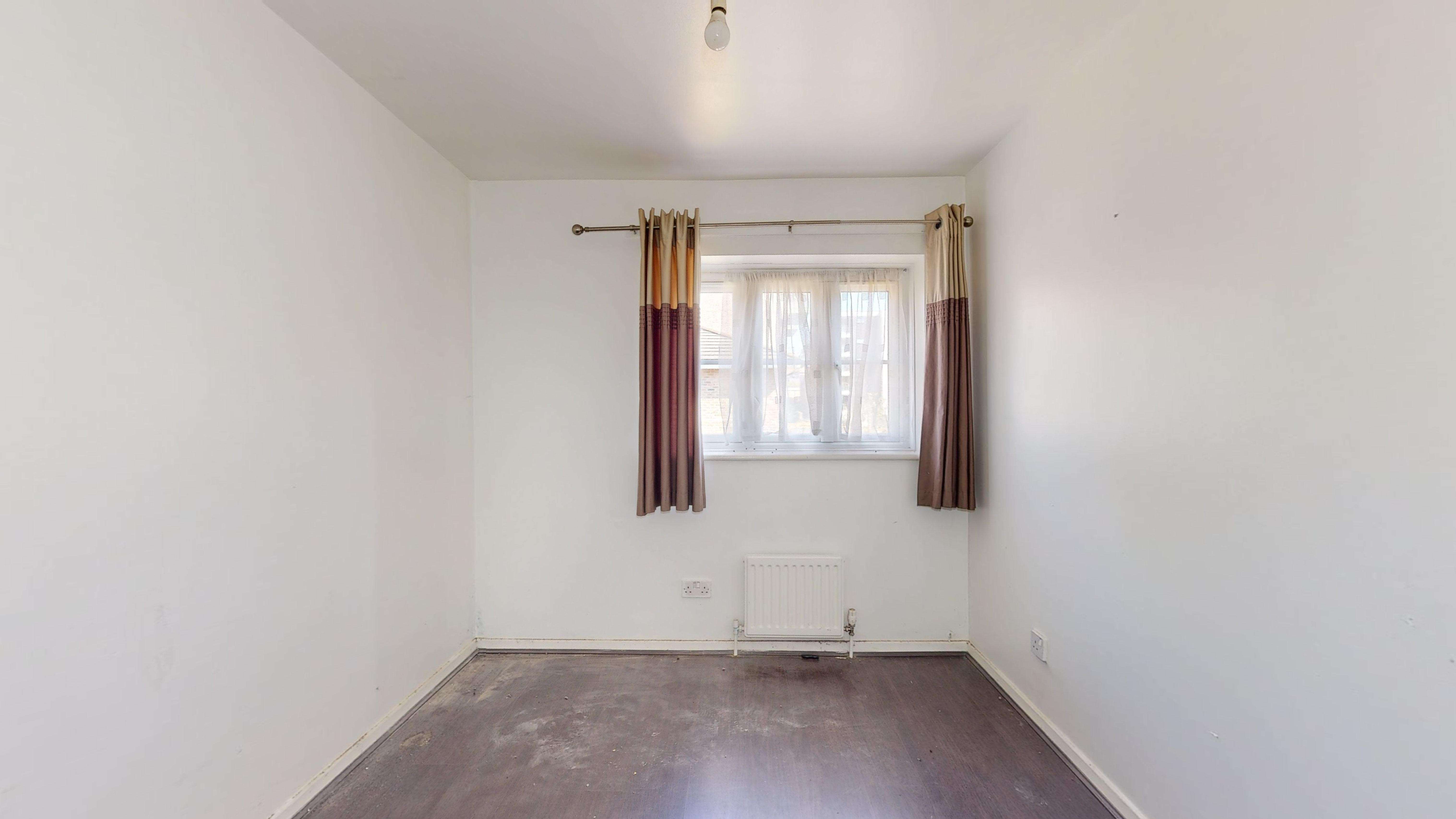 137 Alpha Grove, Poplar, London, E14 8PQ