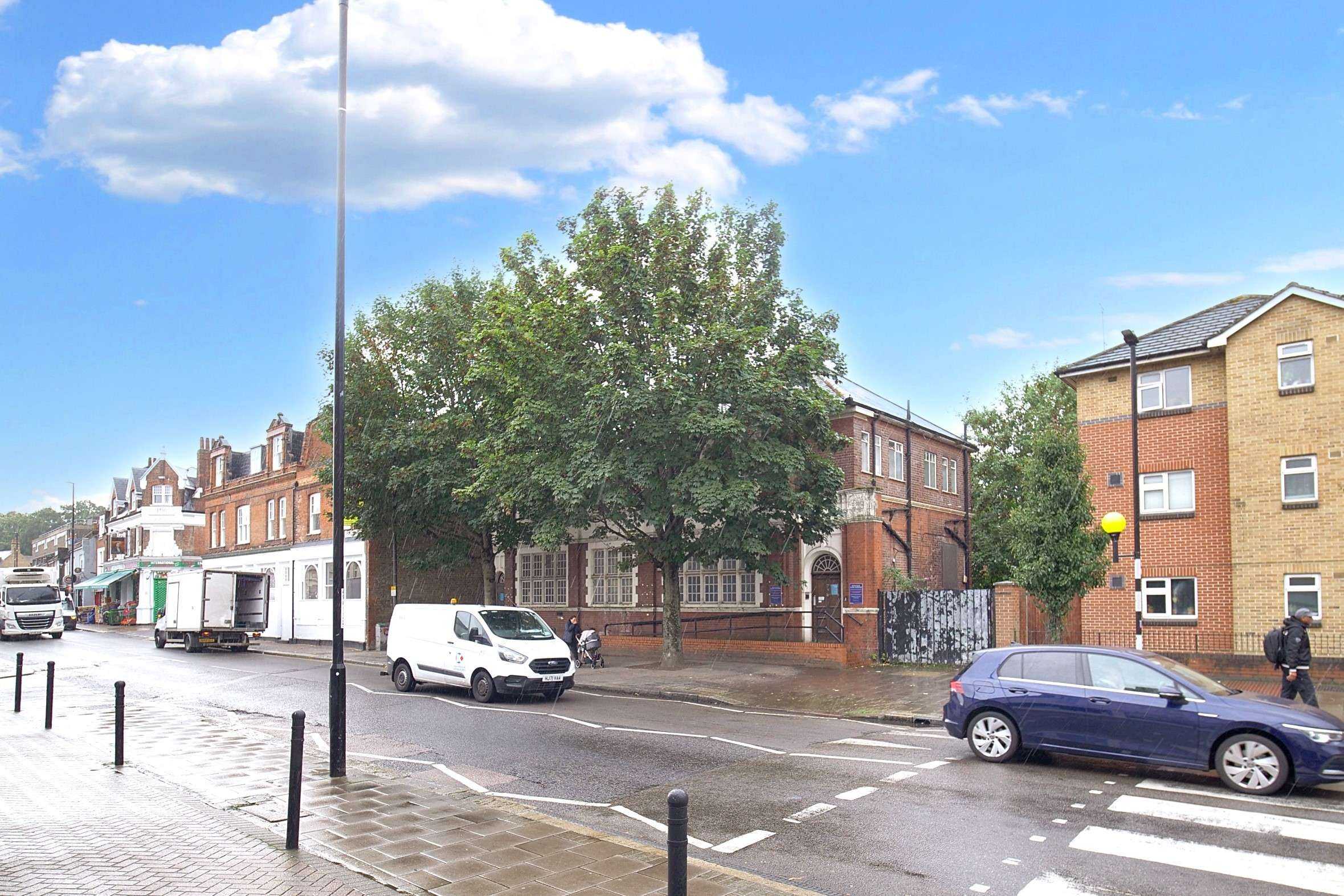 236 Plumstead High Street, London SE18 1JL