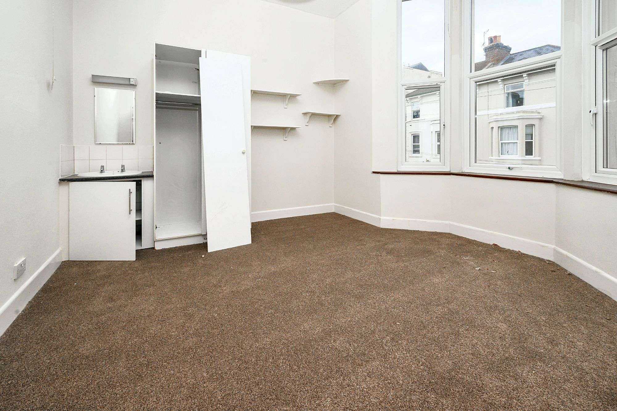 29 Shaftesbury Road, Southsea, Hampshire PO5 3JP