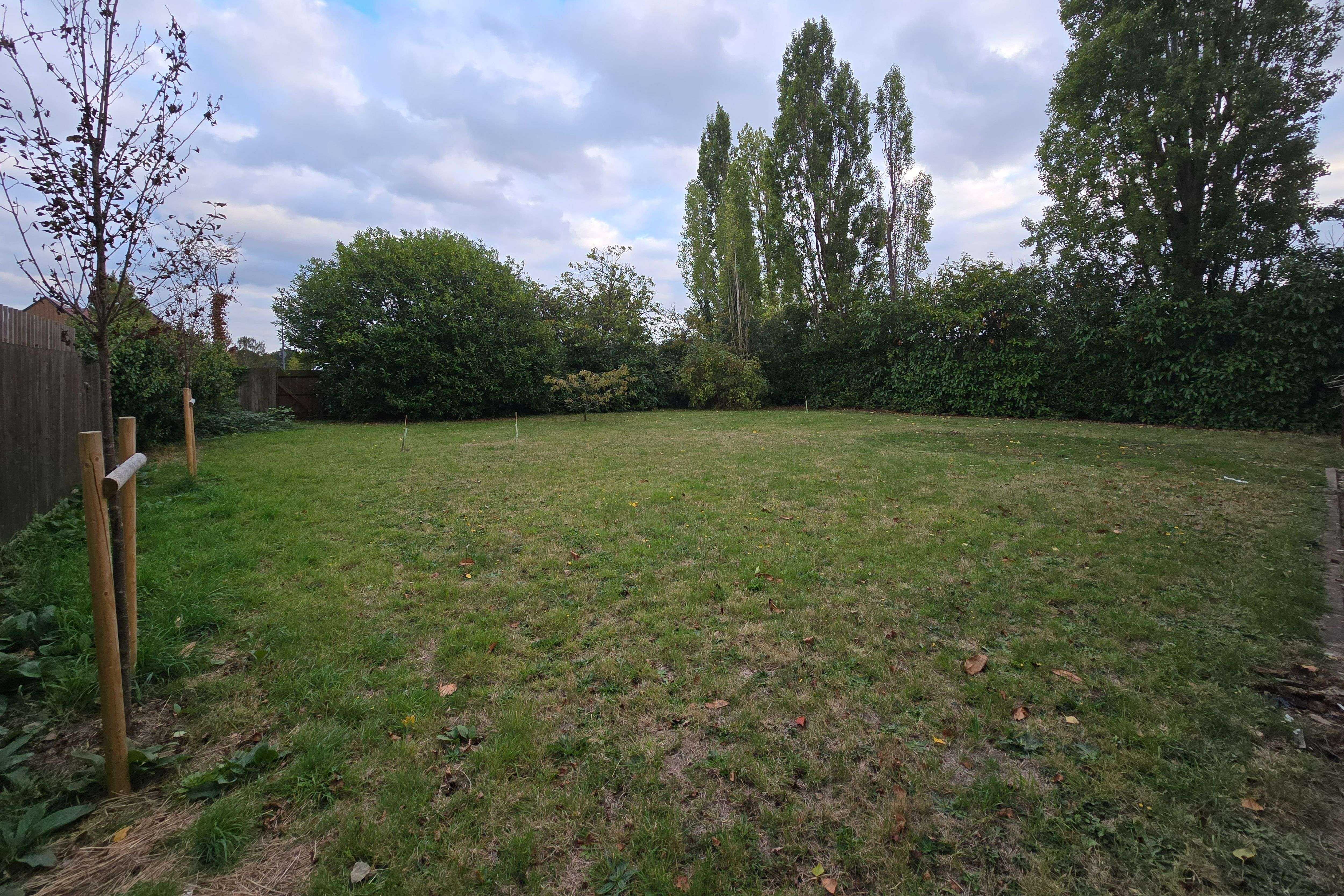 Hornchurch Ambulance Station, Suttons Lane, Hornchurch, RM12 6RU