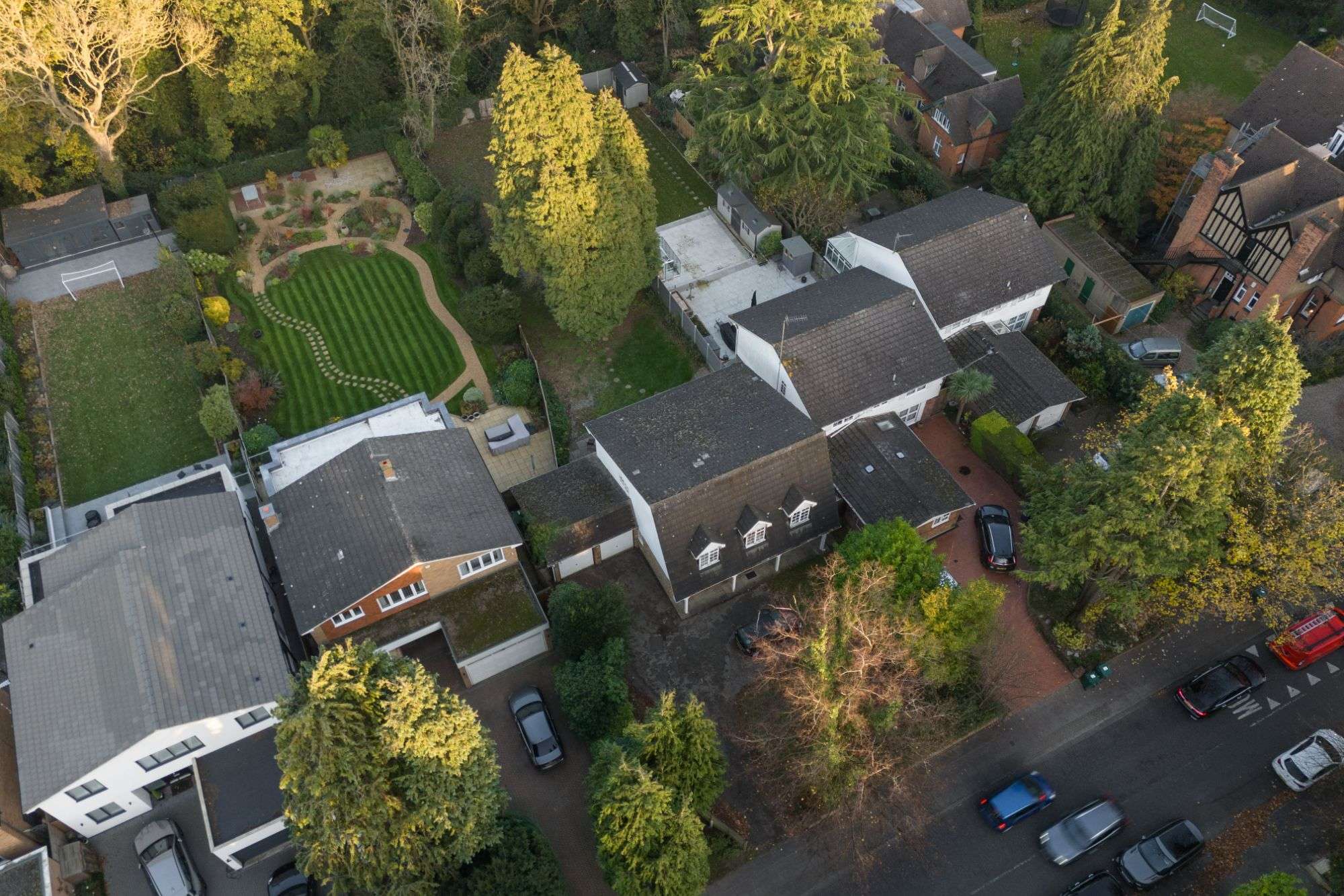42b Oakleigh Park South, Whetstone, London N20 9JN