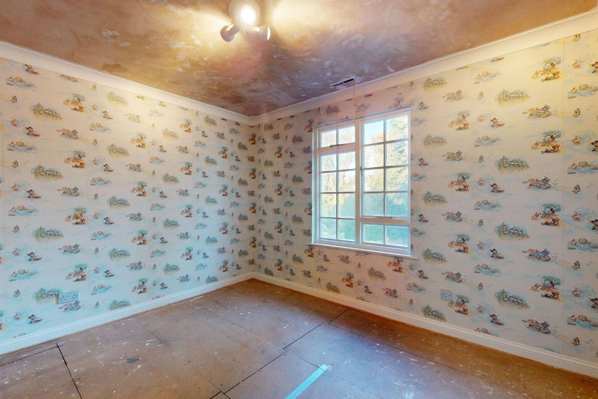 42b Oakleigh Park South, Whetstone, London N20 9JN