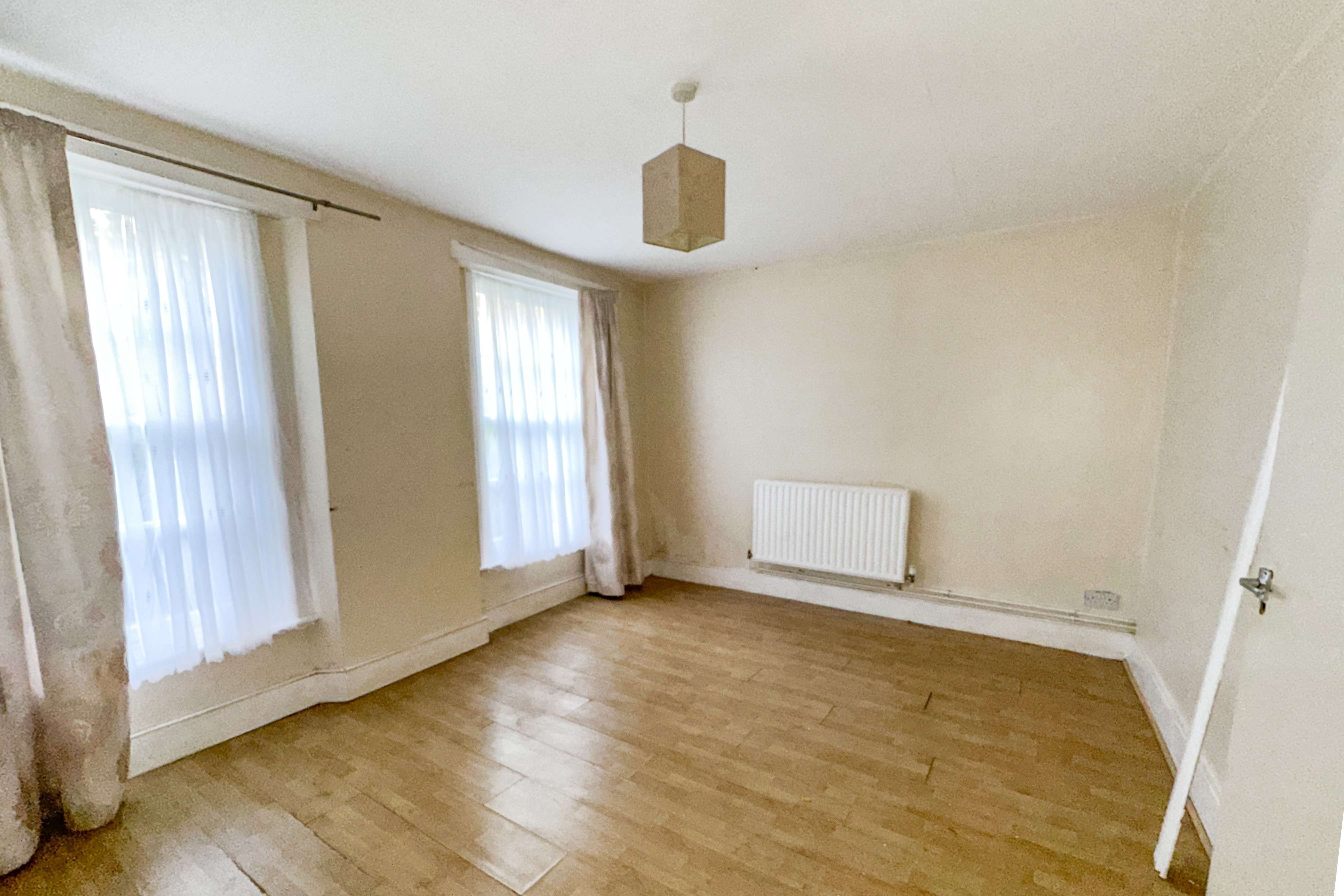 18 King Edwards Road, Hackney, E9 7SF