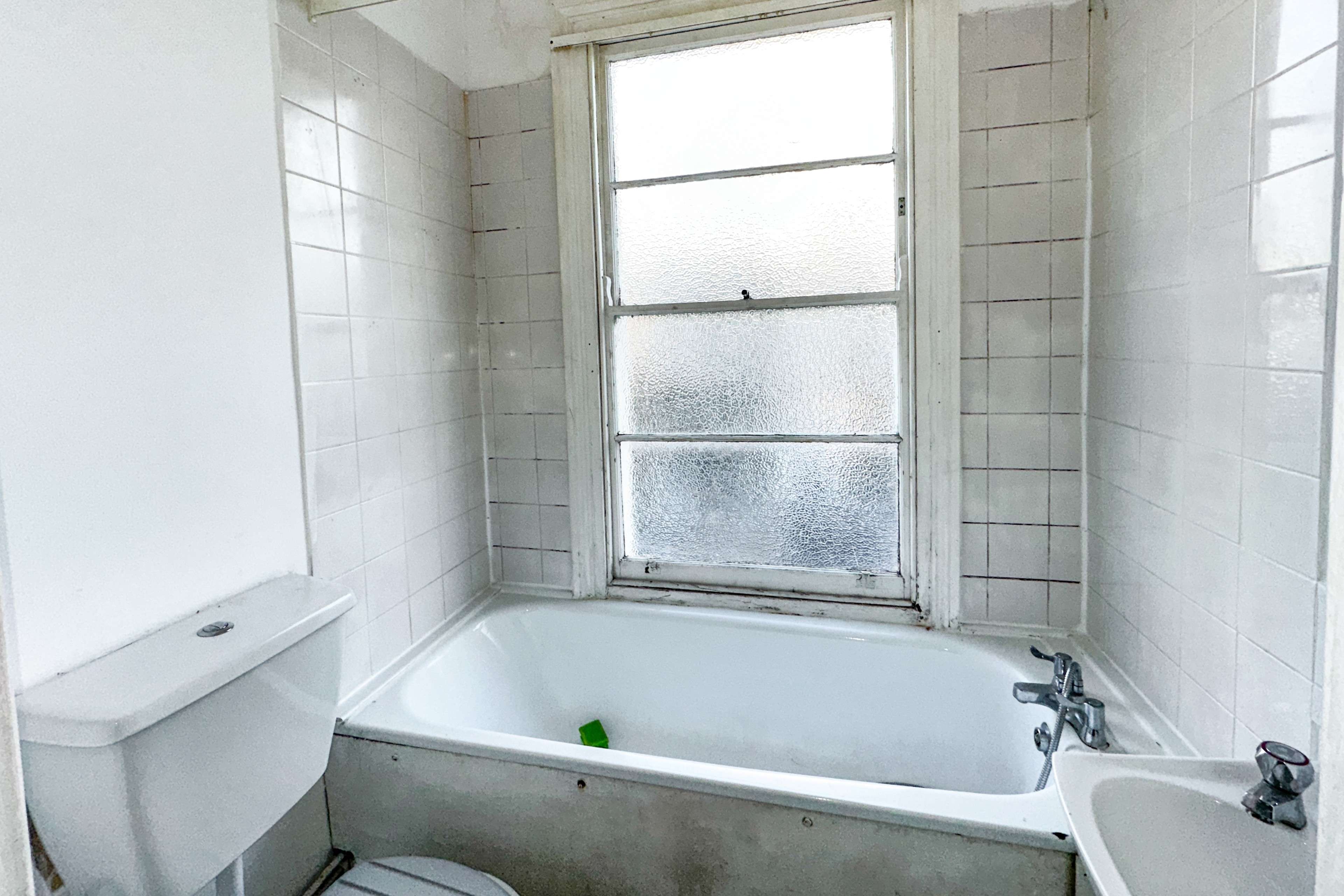 18 King Edwards Road, Hackney, E9 7SF