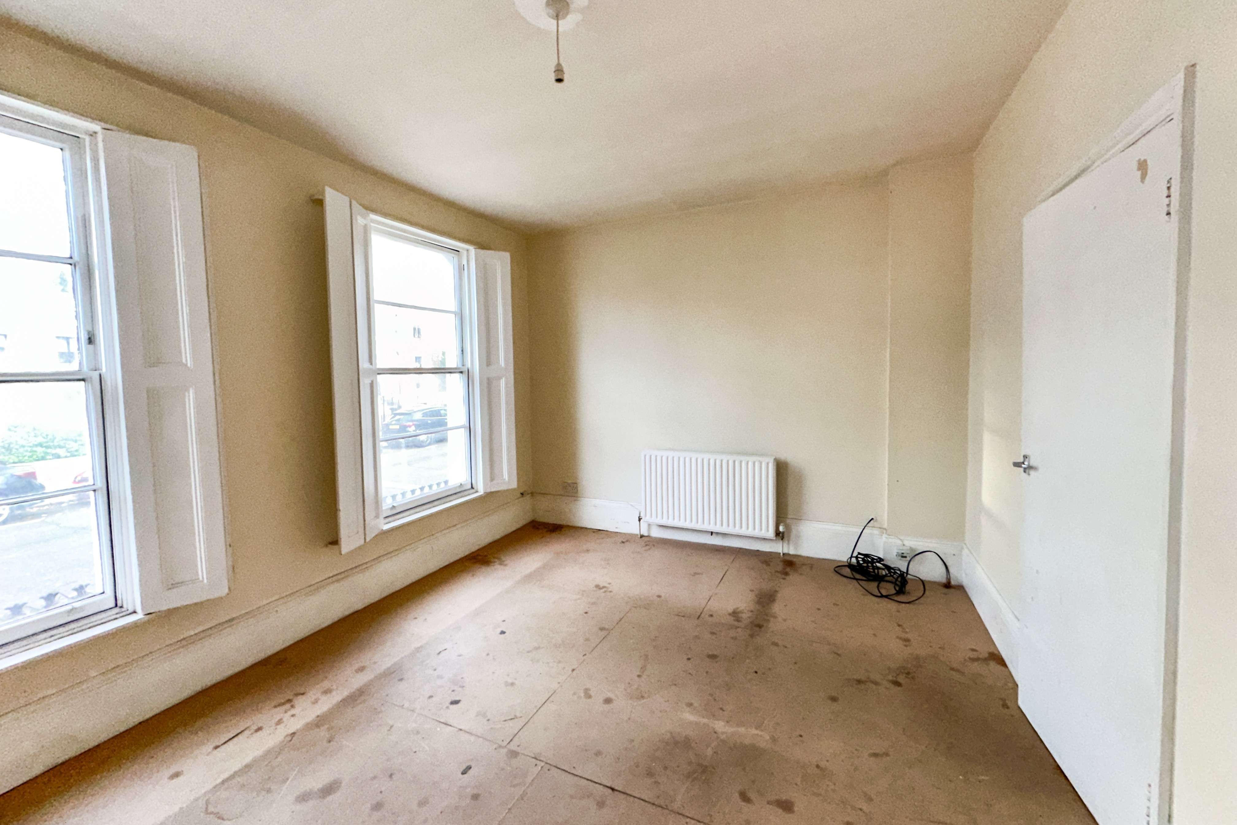 18 King Edwards Road, Hackney, E9 7SF