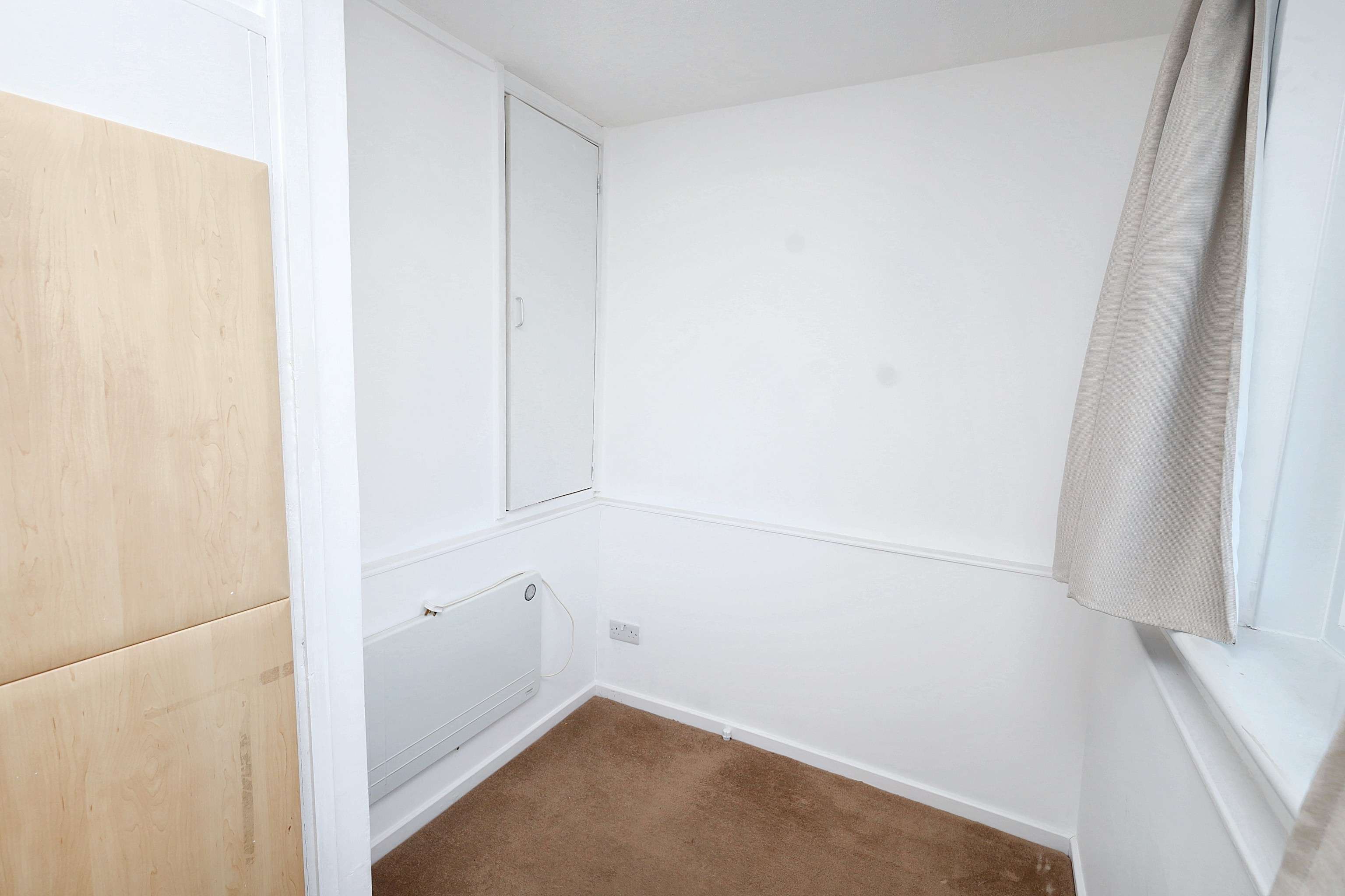 Flat 22, Verulam House, Hammersmith Grove, London,  W6 0NW