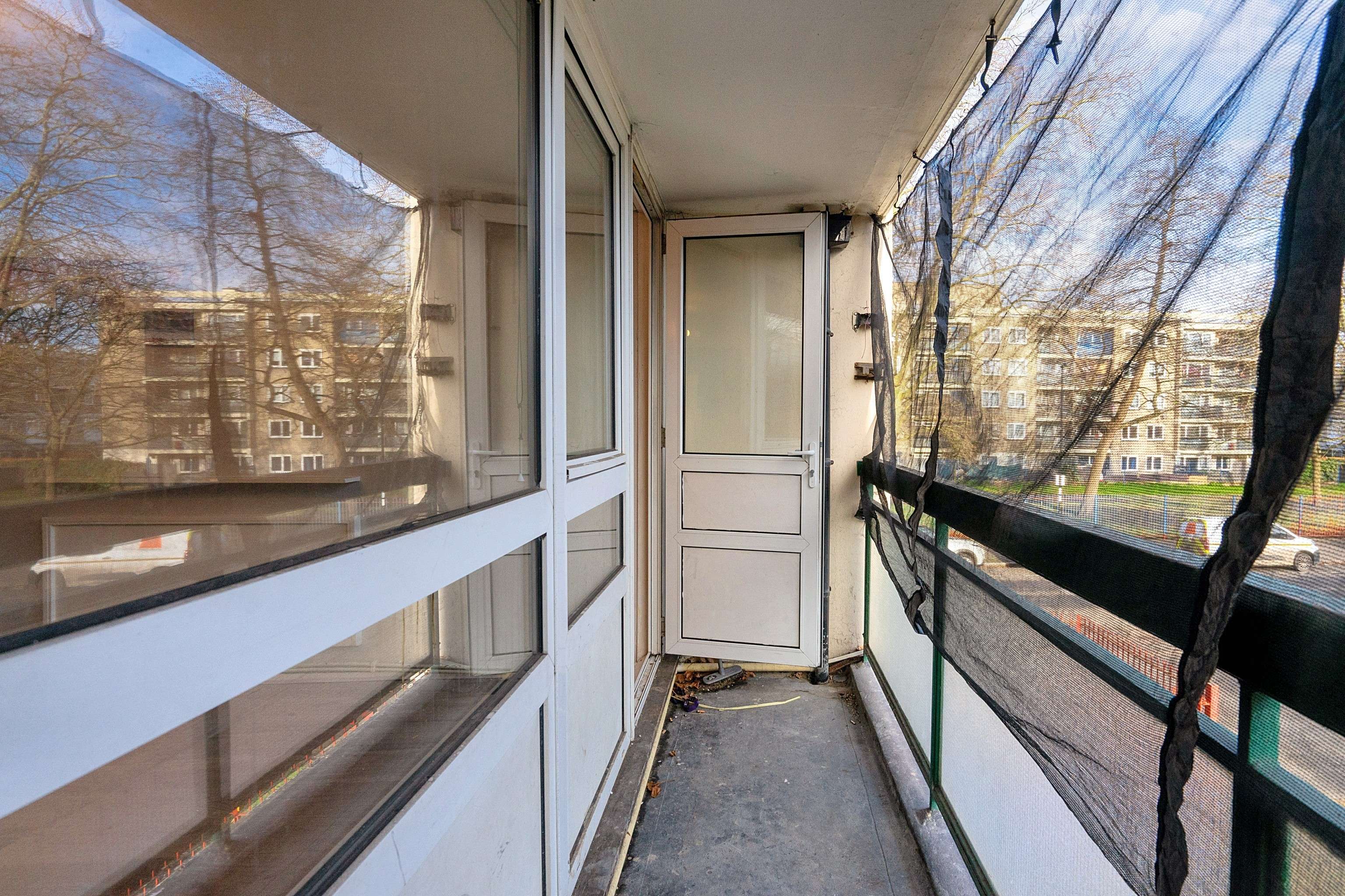 Flat 6, Arlington House, Evelyn Street, London SE8 5QT