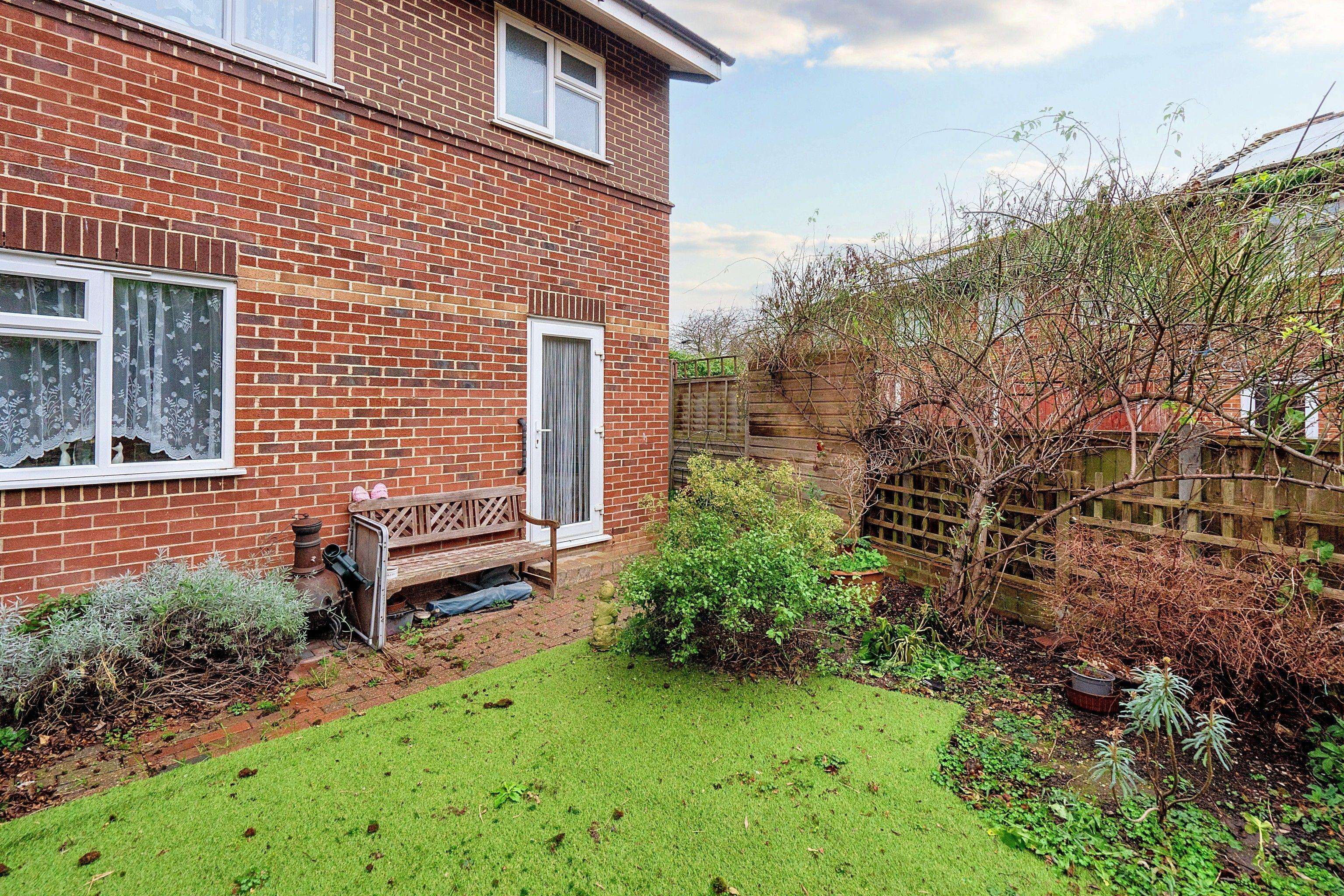 31 Waterhall Close, Walthamstow, London, E17 5PS