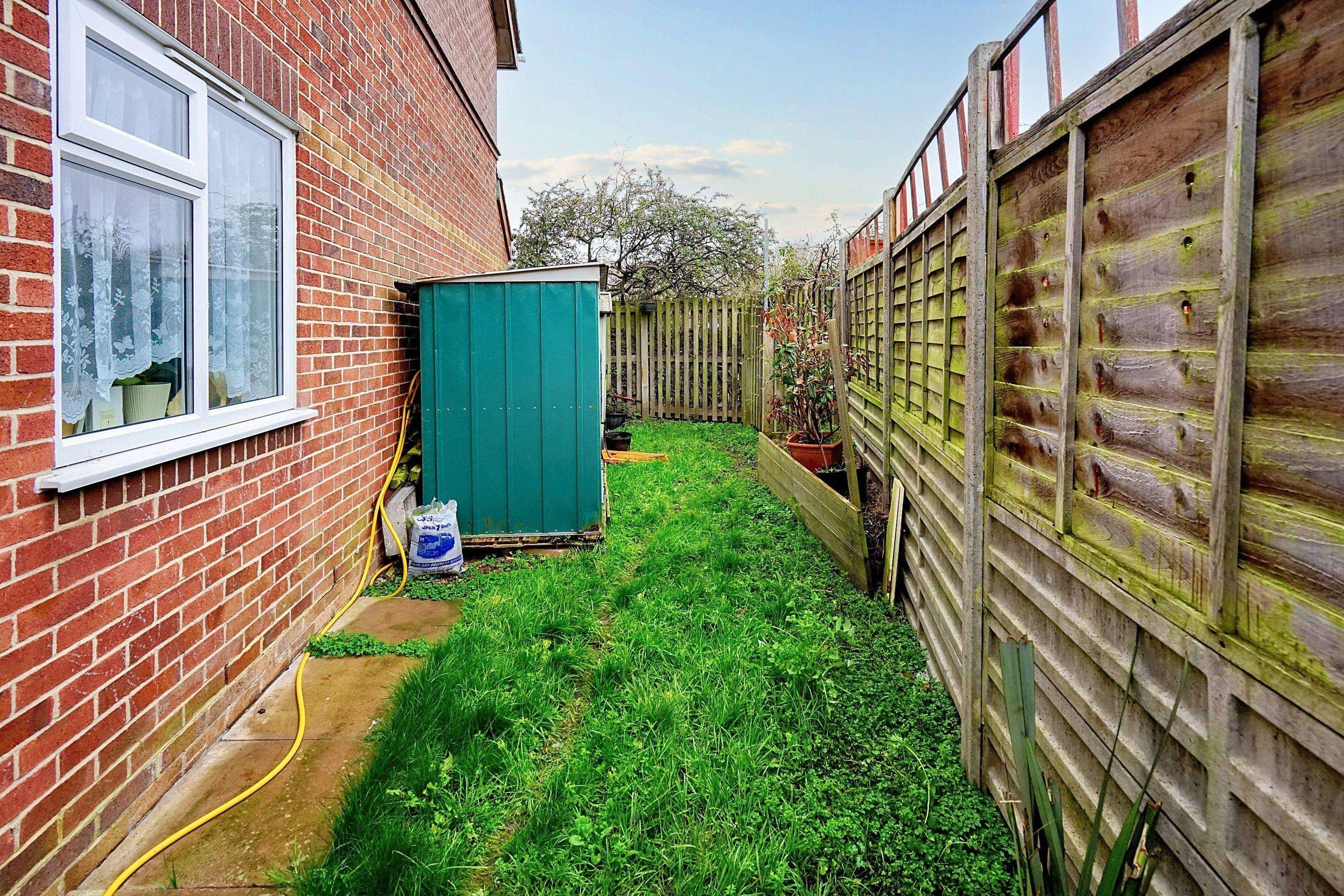 31 Waterhall Close, Walthamstow, London, E17 5PS