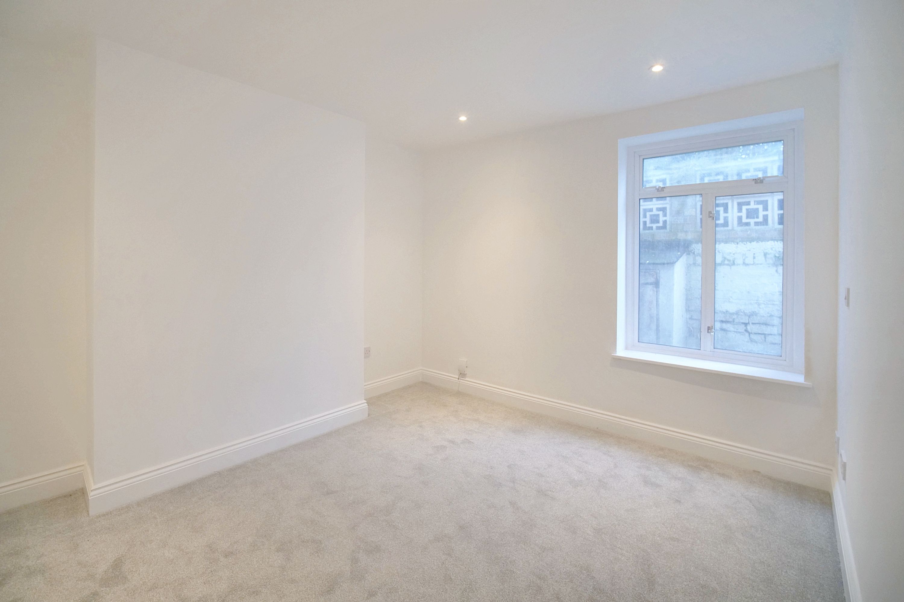 10A Brookhill Rd, Woolwich, London, SE18 6UF