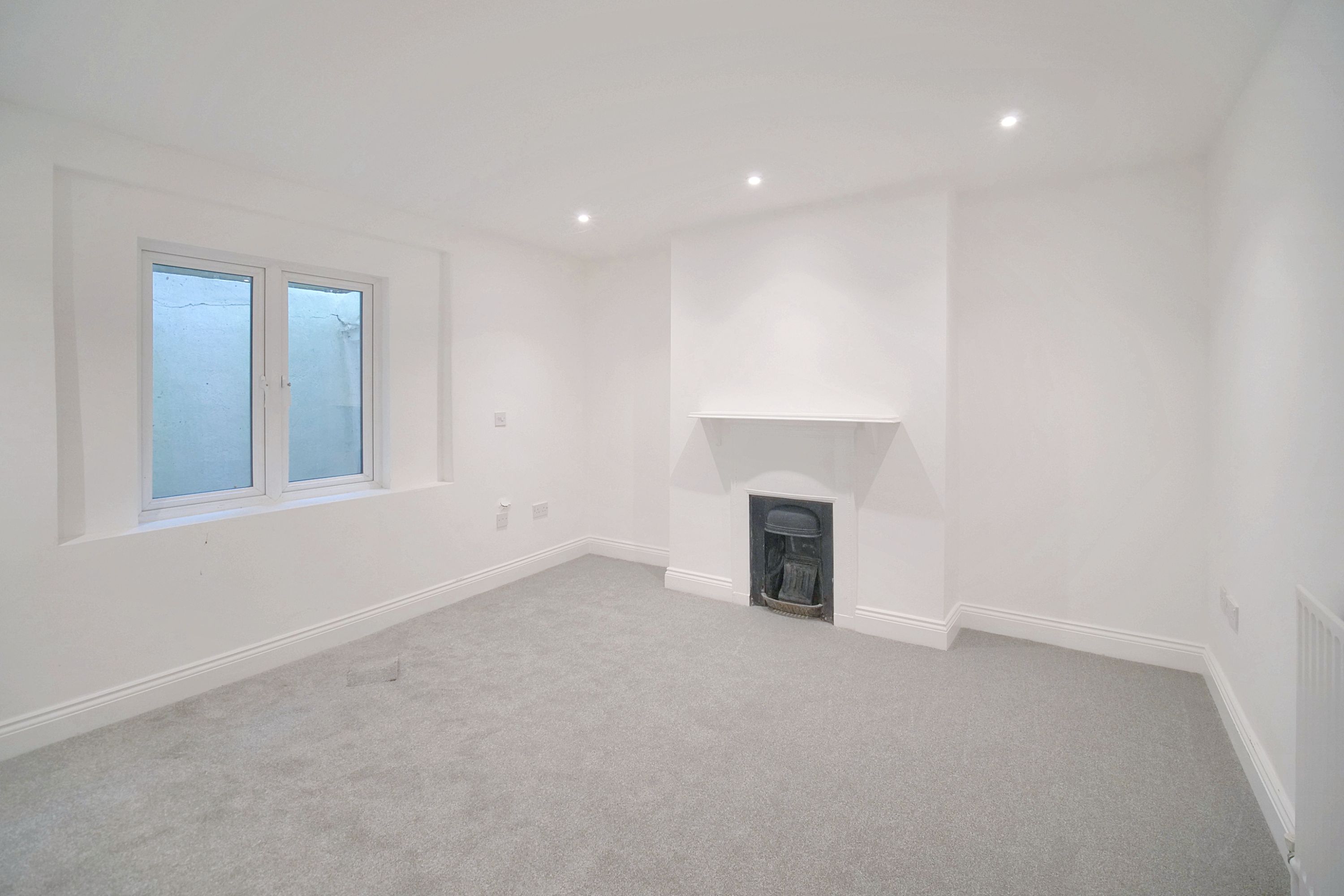 10A Brookhill Rd, Woolwich, London, SE18 6UF