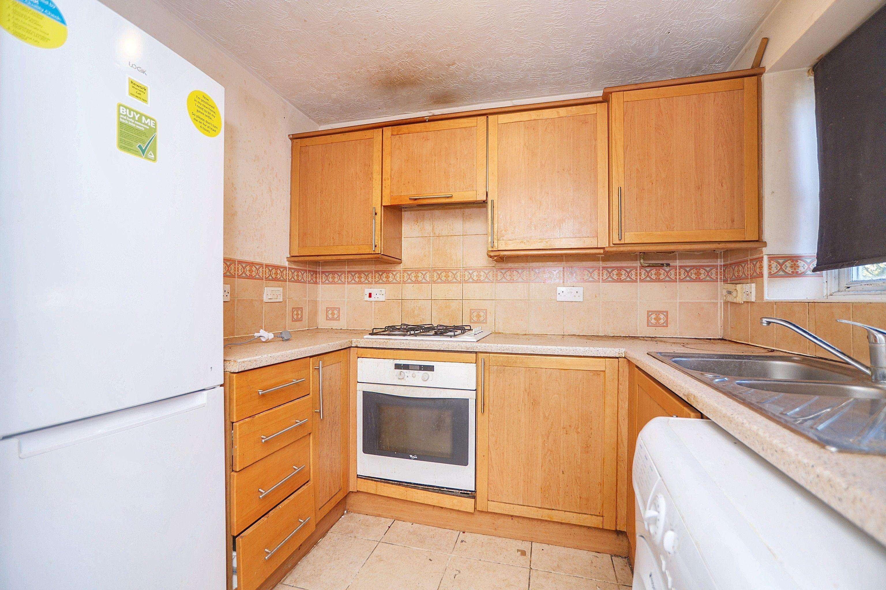 6 Grasshaven Way, Thamesmead, London, SE28 8TH