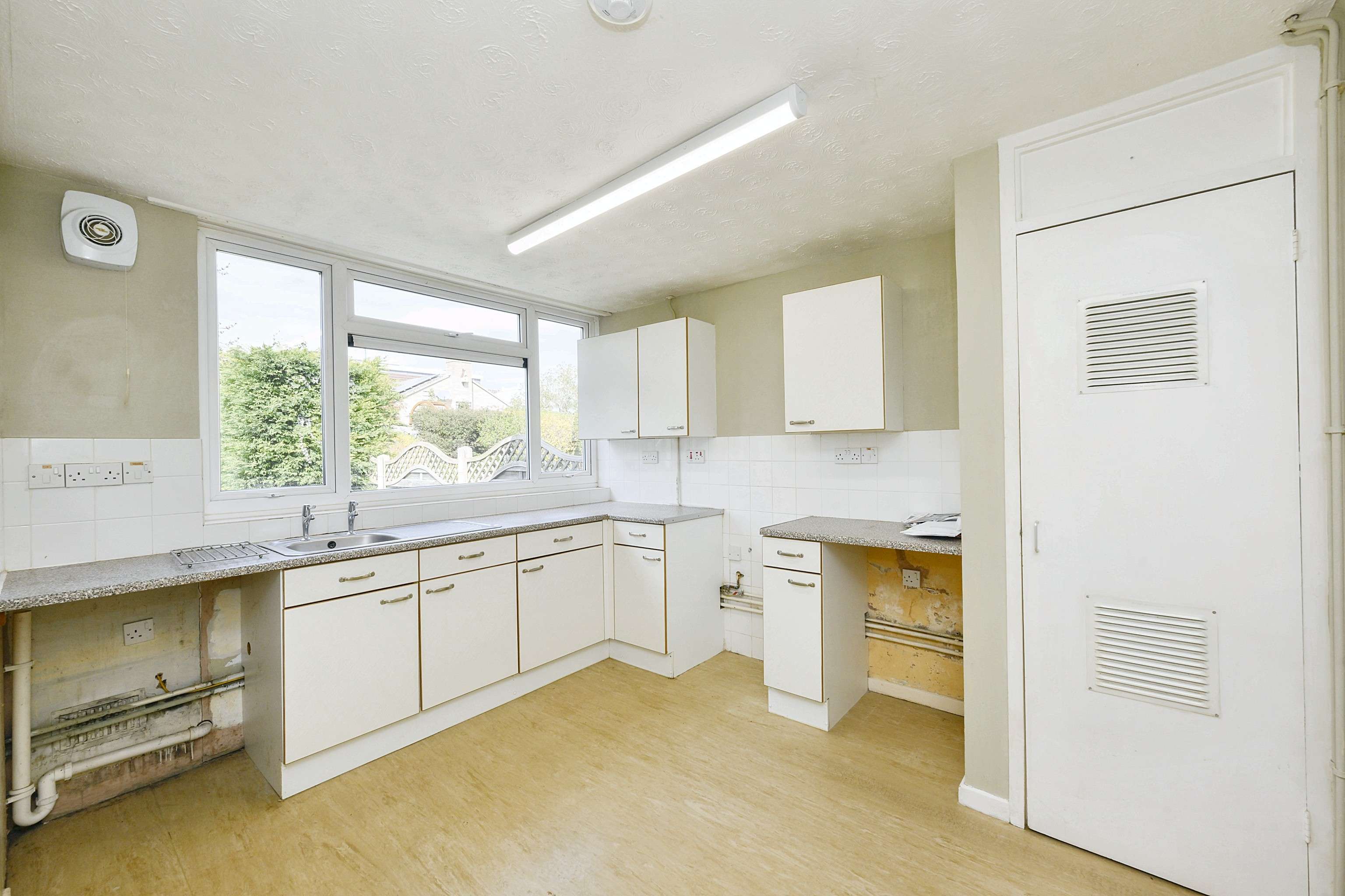 5 Moorfield Way, Great Stukeley, Cambridgeshire, PE28 4AW