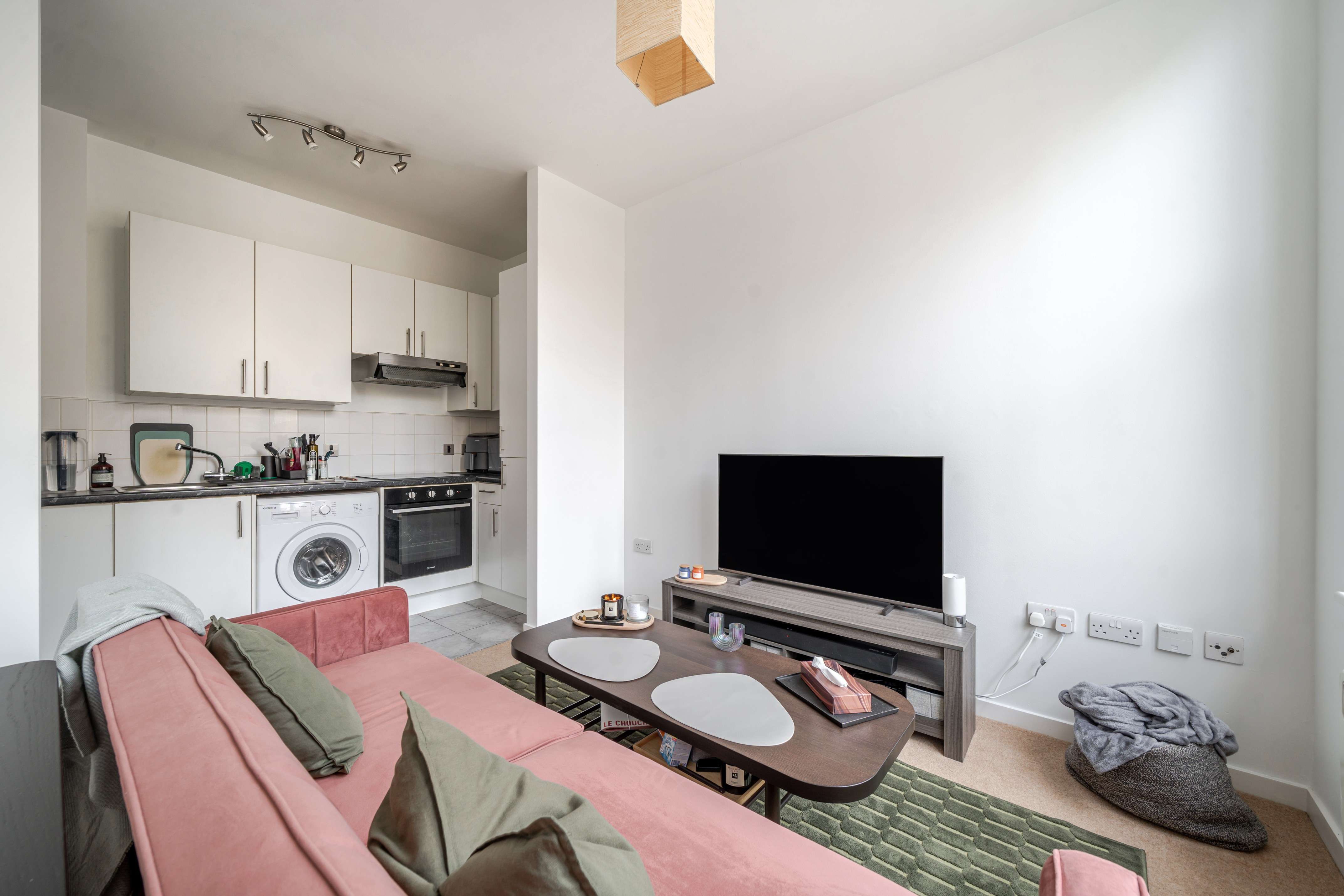 38 Bromyard House, Bromyard Avenue, East Acton, London, W3 7BE