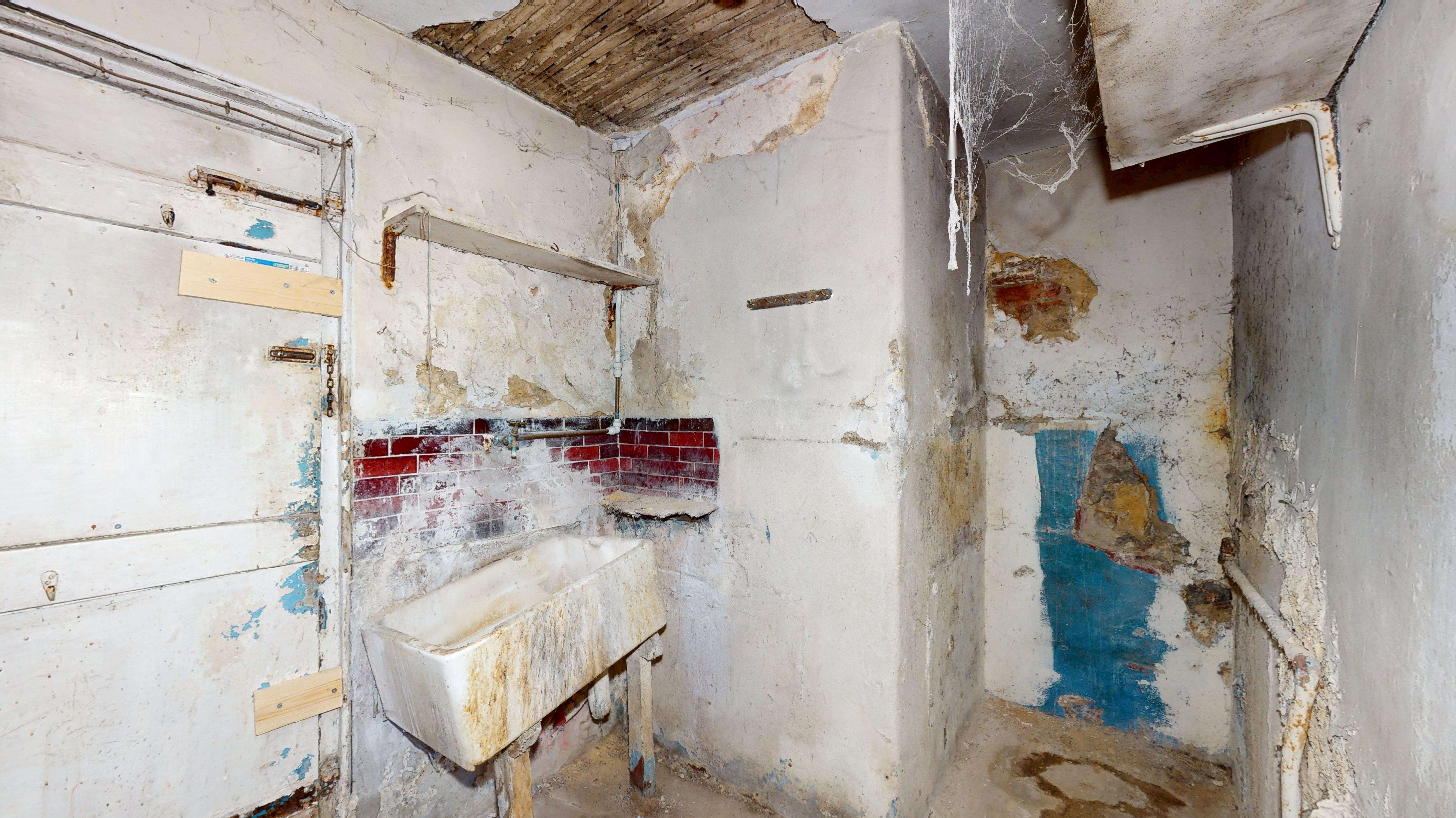 255 Milkwood Road, Herne Hill, London, SE24 0JE