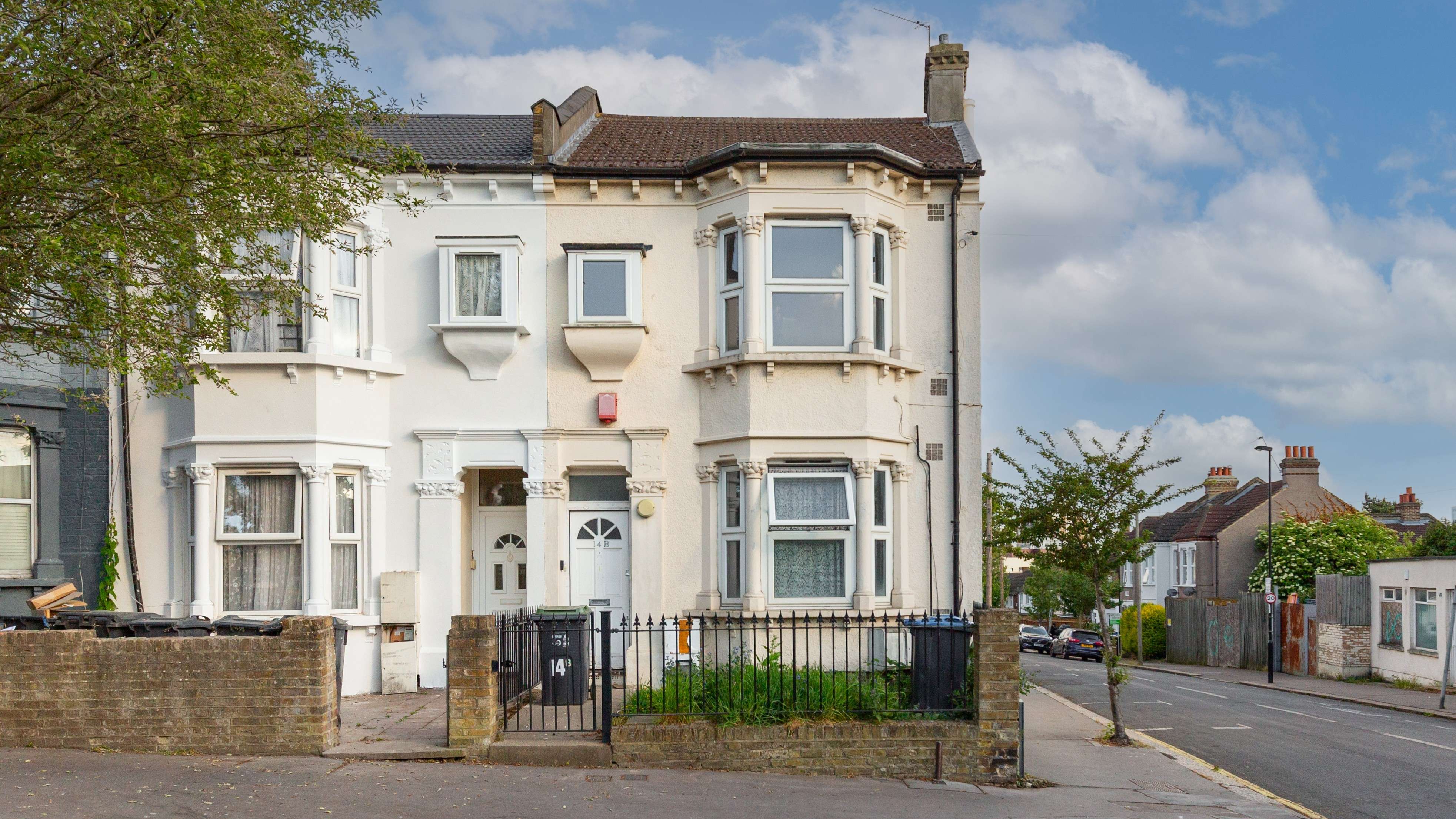 Flat B, 14 St Pauls Road, Thornton Heath, CR7 8NB