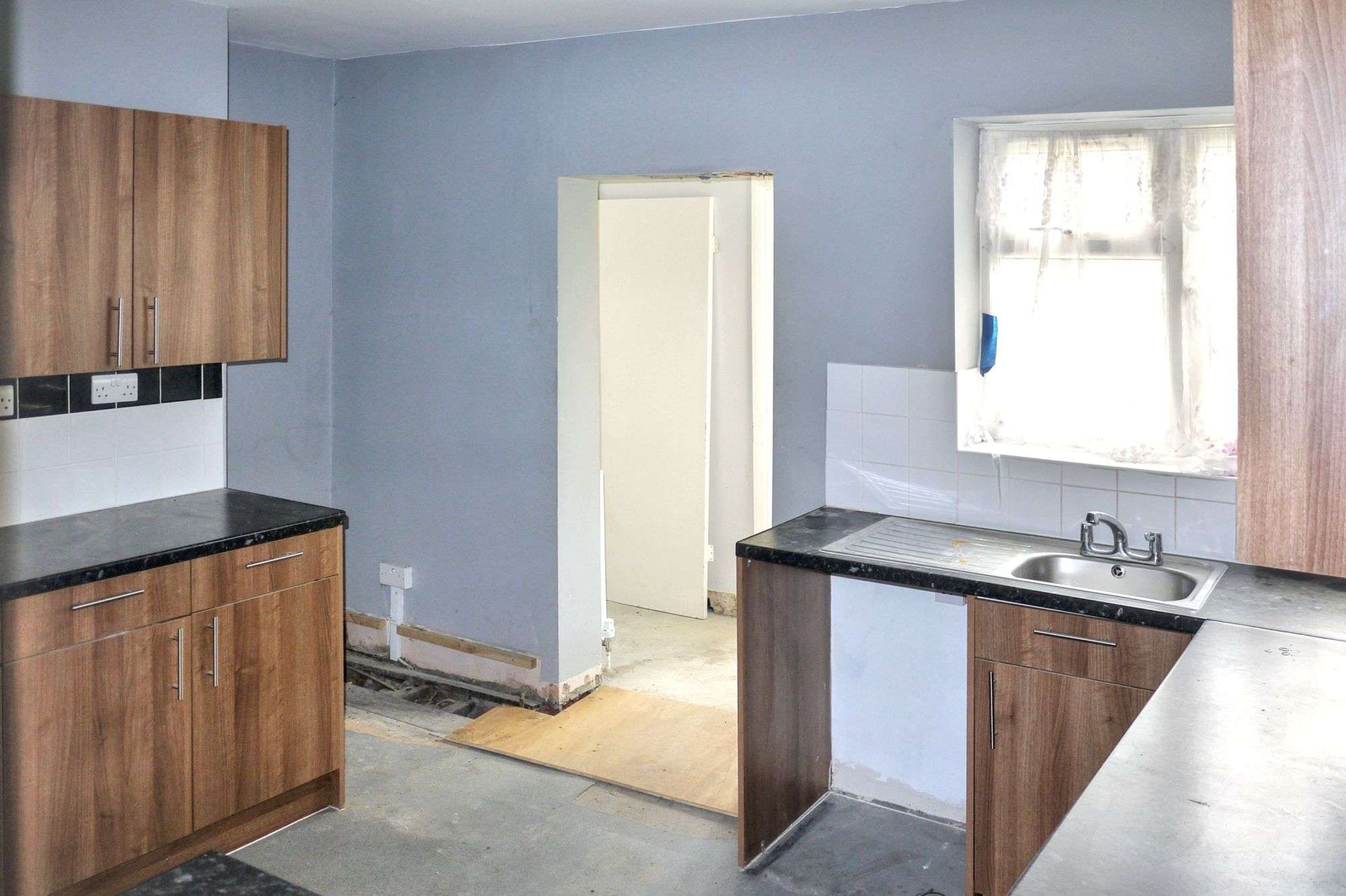 188 Holmesdale Road, South Norwood, London SE25 6PT