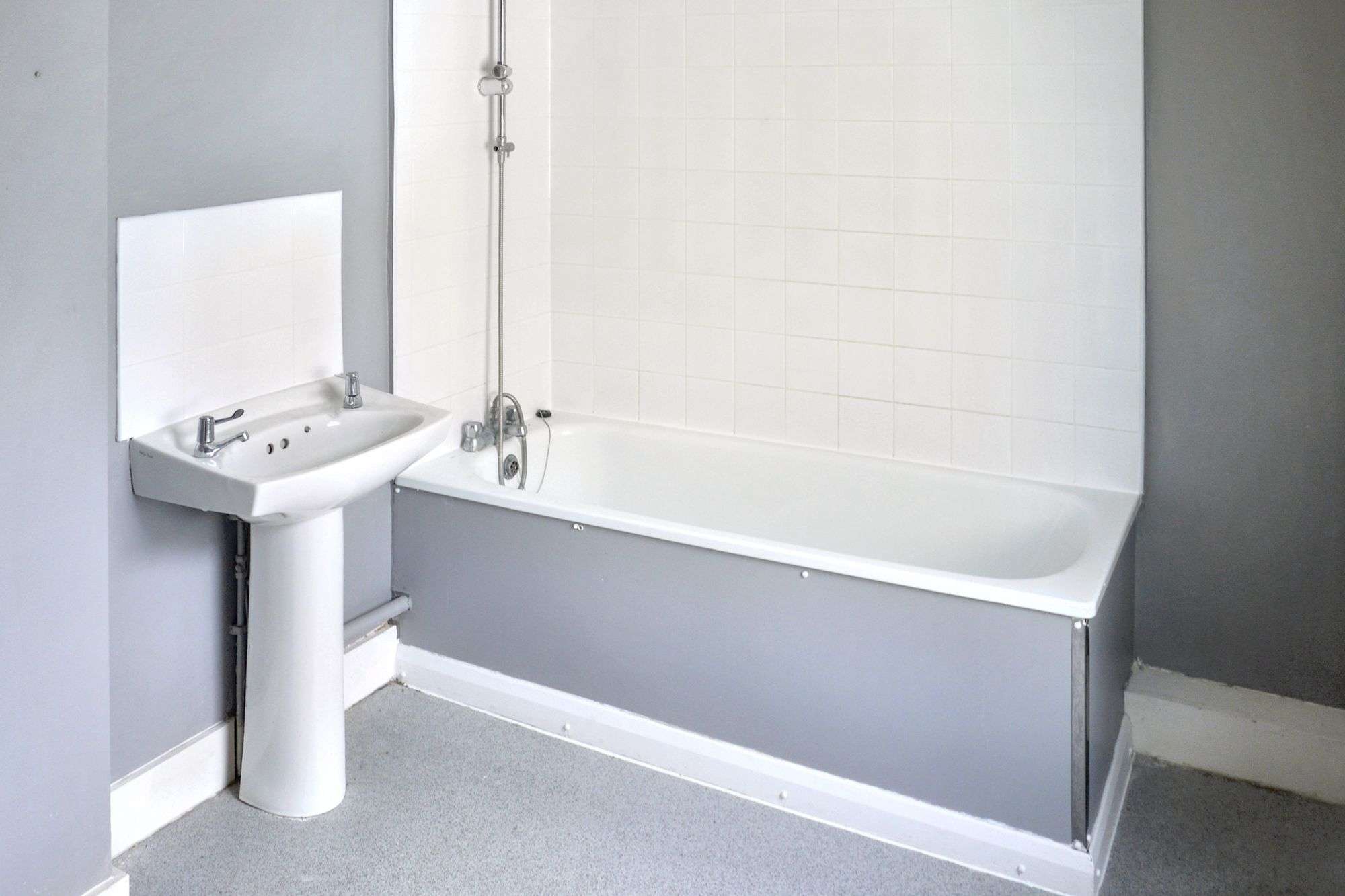 188 Holmesdale Road, South Norwood, London SE25 6PT