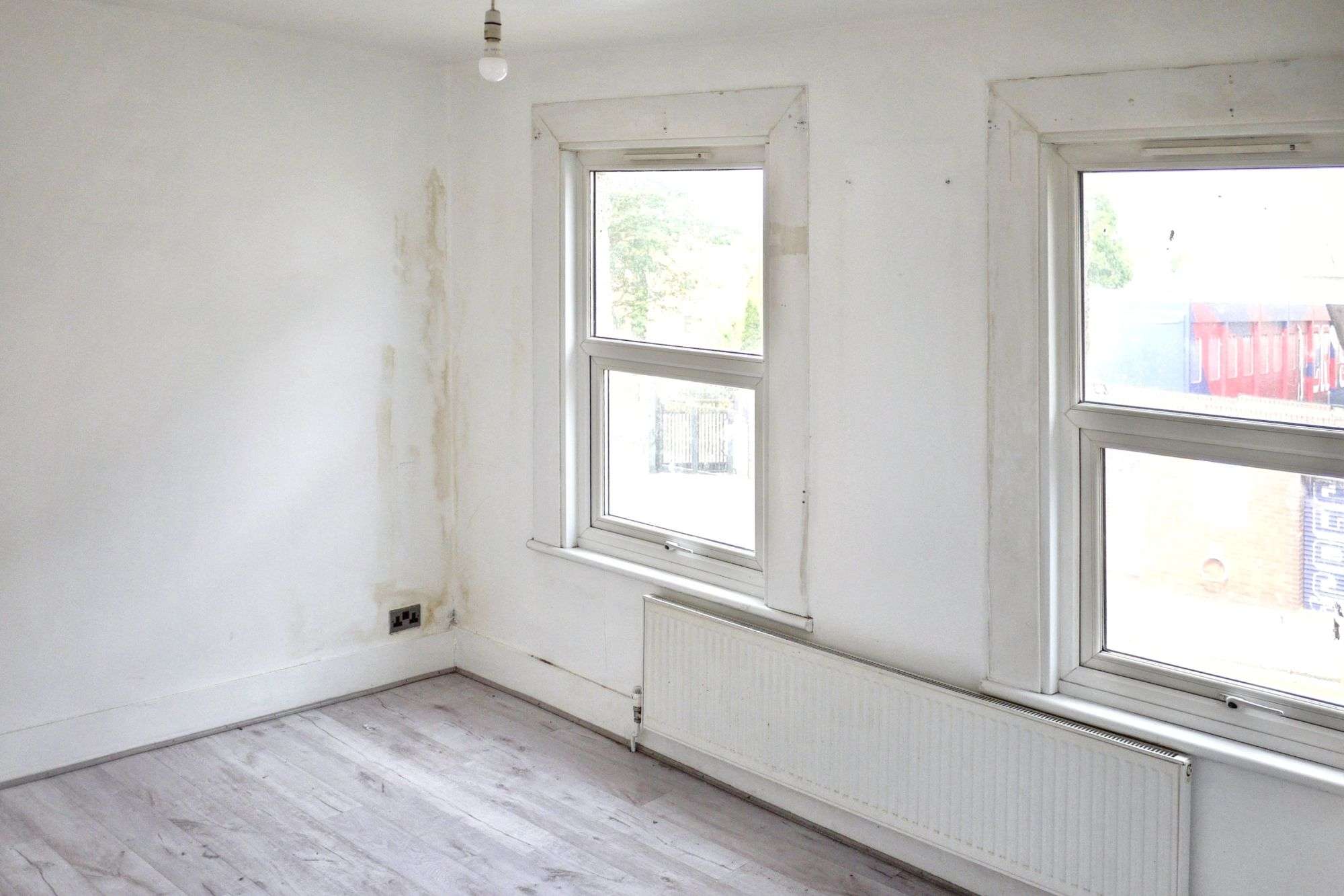 188 Holmesdale Road, South Norwood, London SE25 6PT