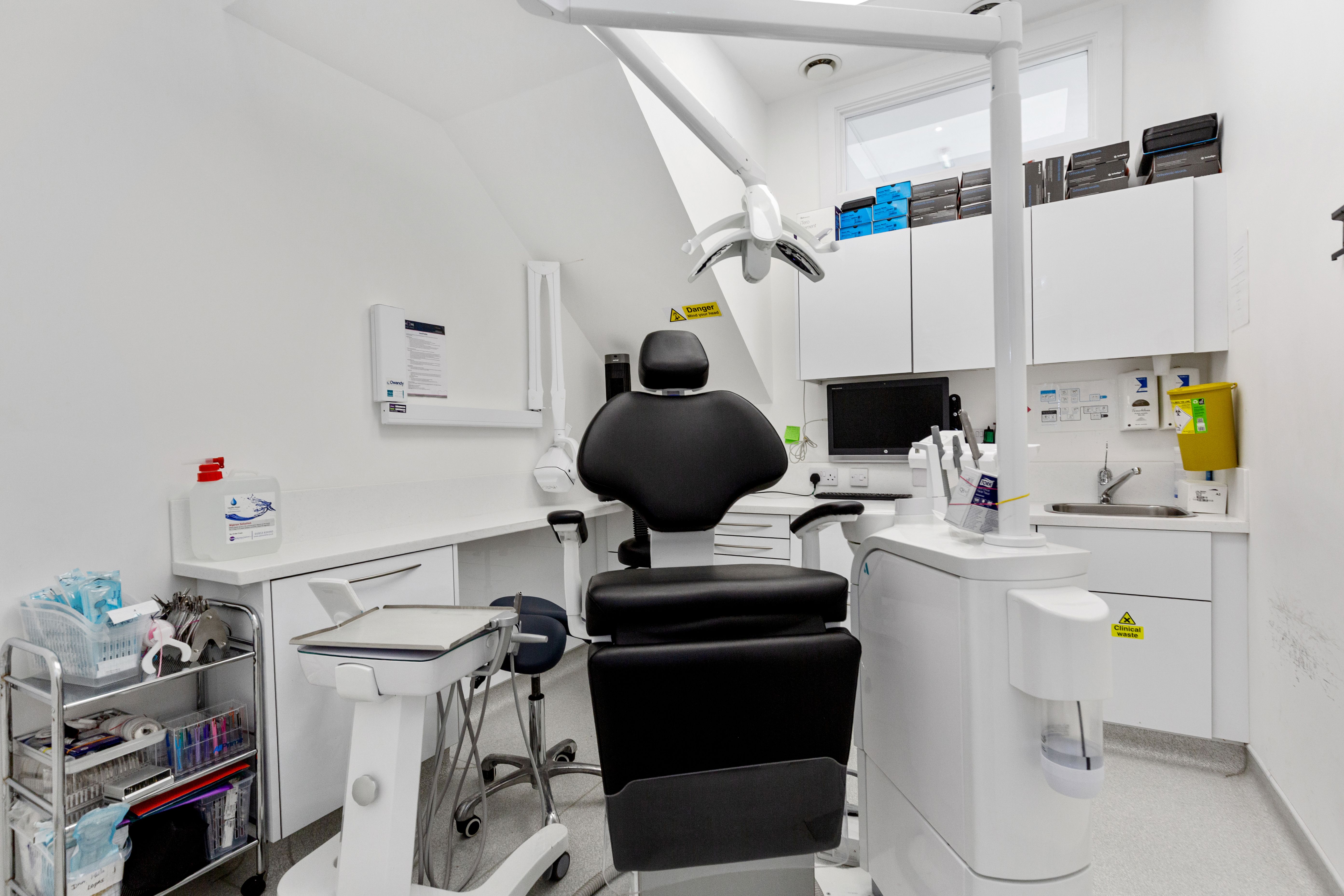 46 Kilburn High Rd, Kilburn, London, NW6 4HJ